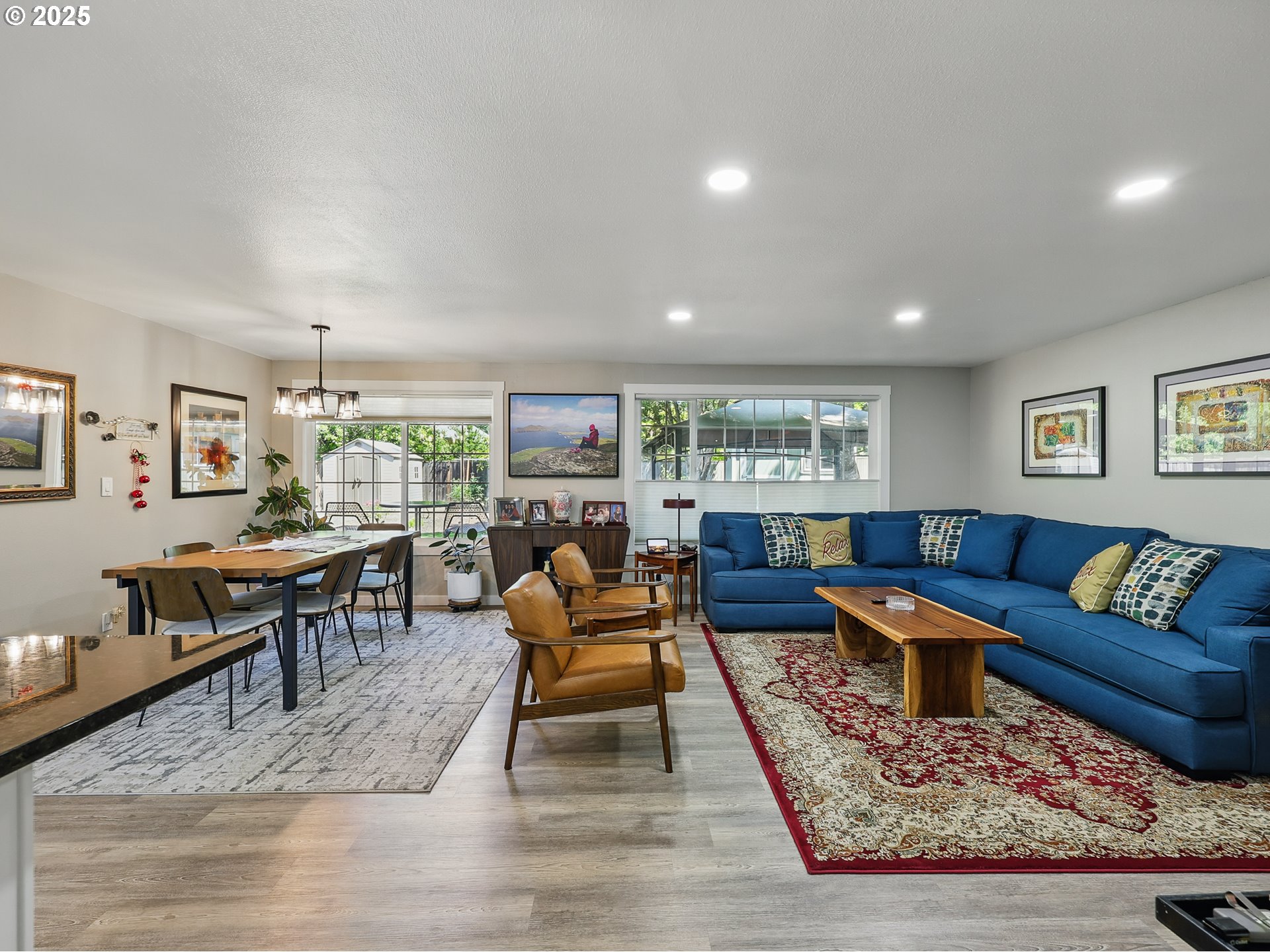 1290 SW JAY CT