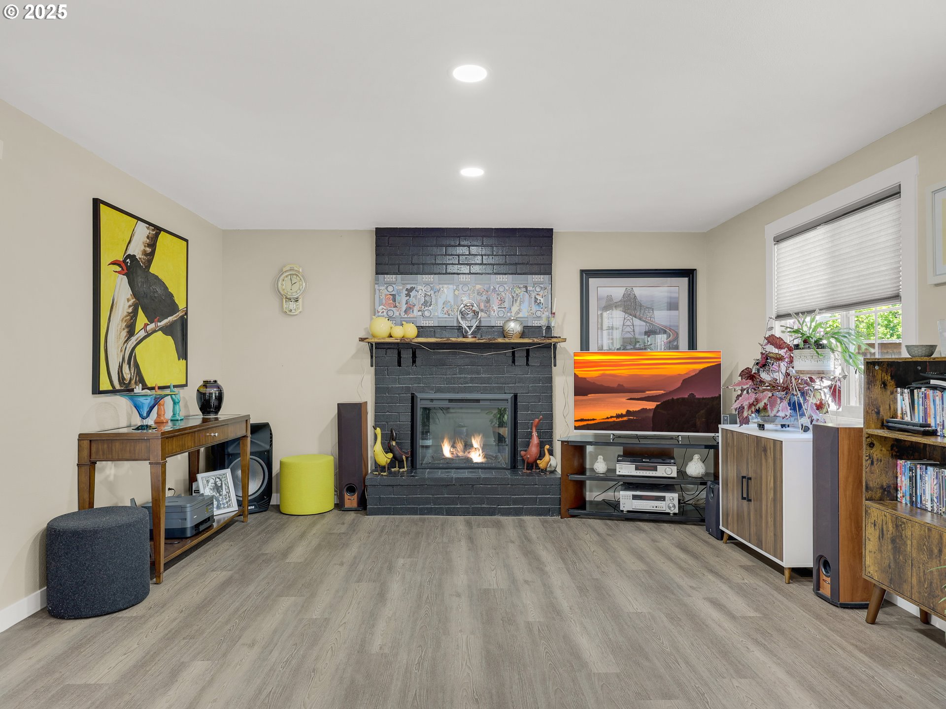 1290 SW JAY CT
