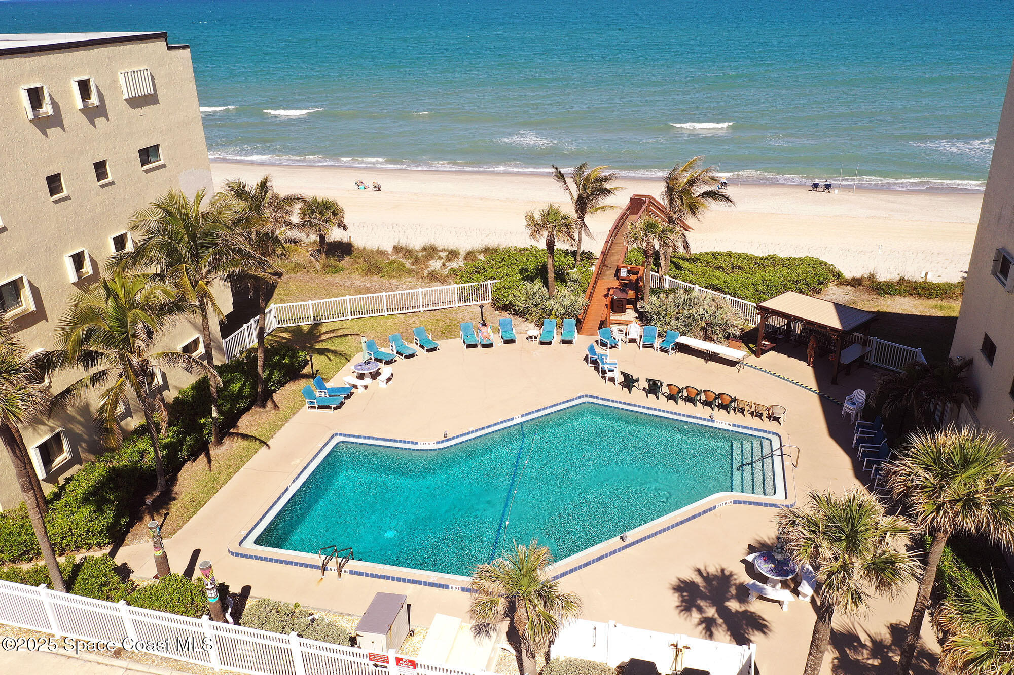 1465 Jimmy Buffett Mem Highway, 101