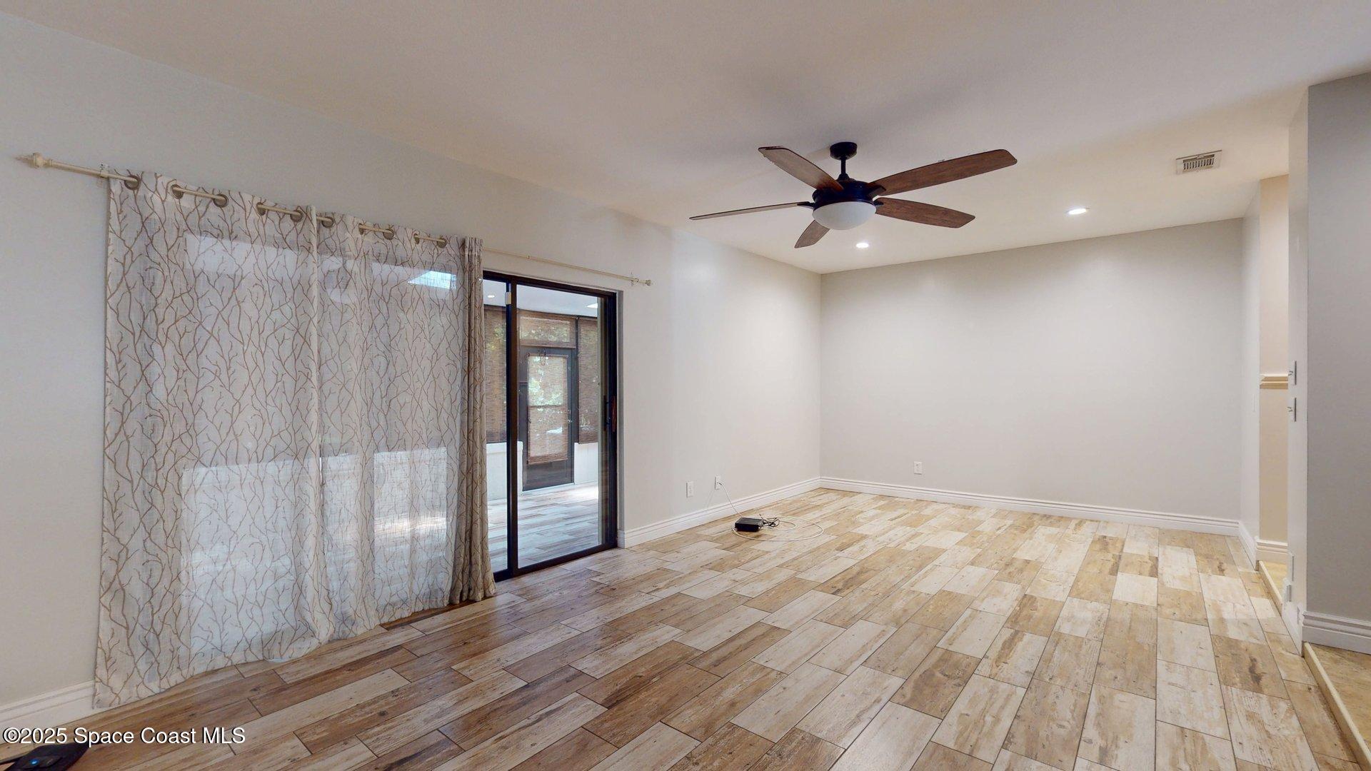 208 Parkside Place, 208