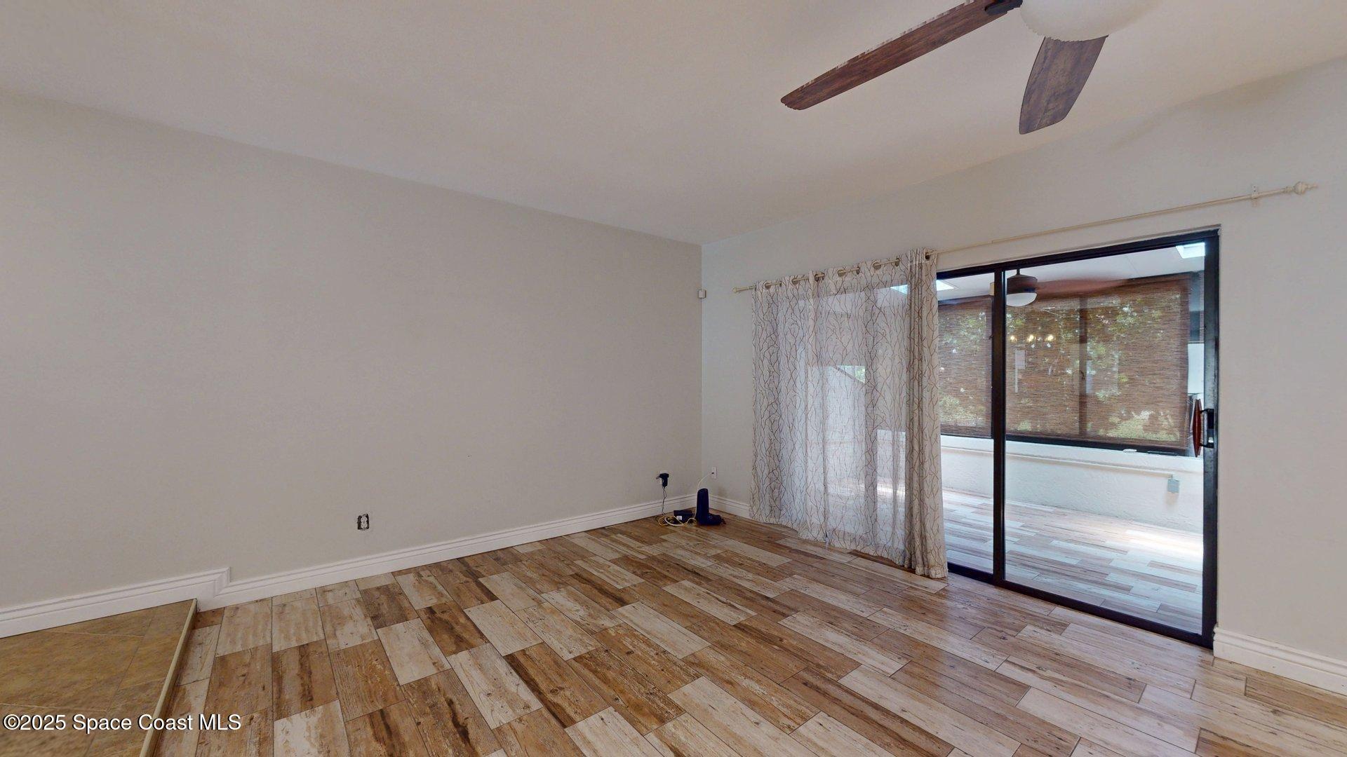 208 Parkside Place, 208