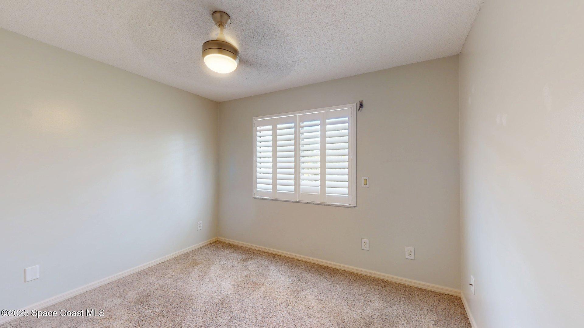 208 Parkside Place, 208