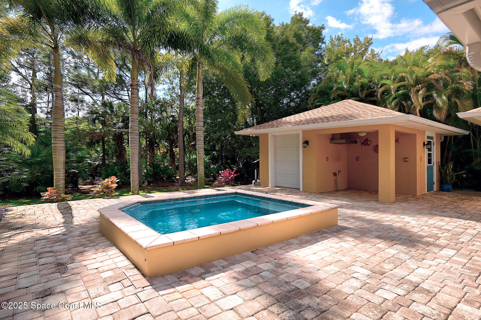 4580 Hunters Run Circle