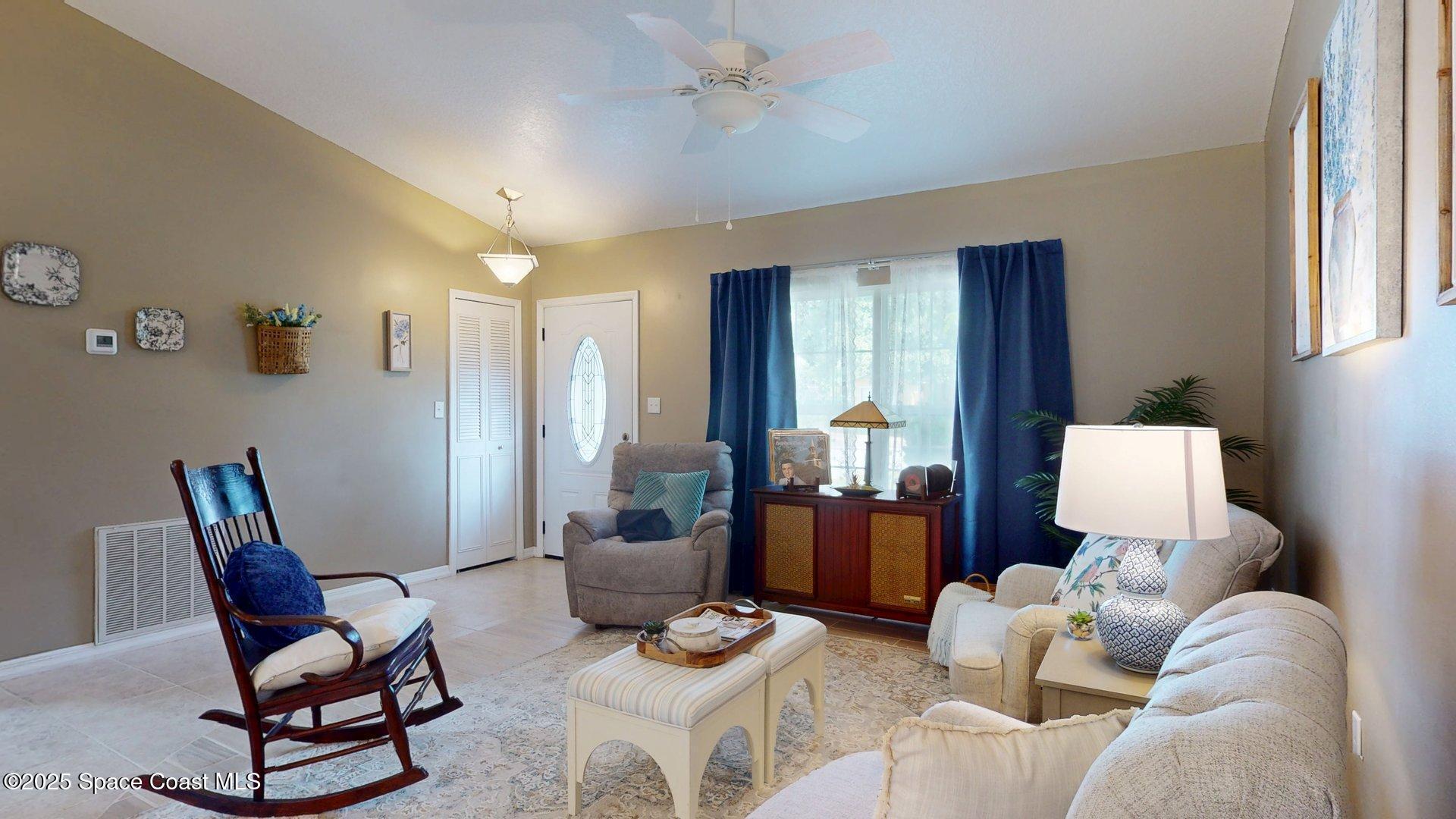 543 Americana Boulevard NW