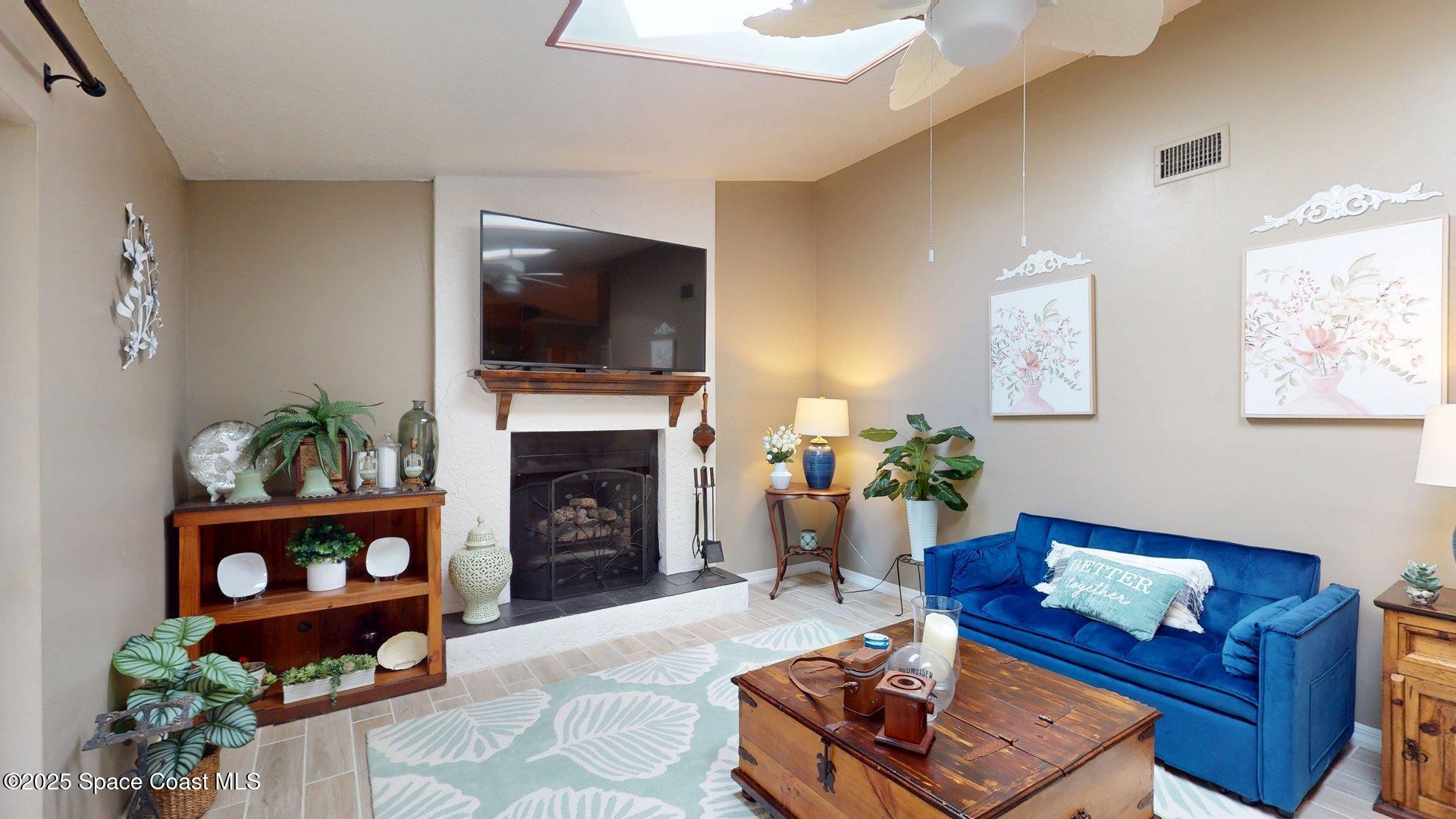 543 Americana Boulevard NW