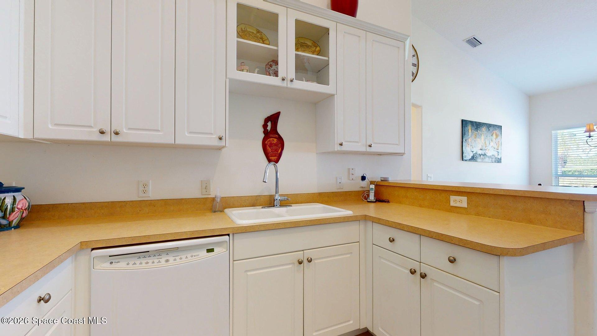 510 Remington Green Drive SE 101