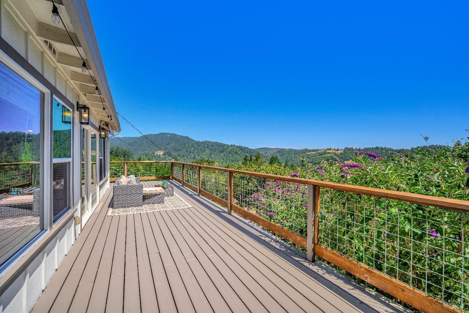 9369 Champs De Elysees