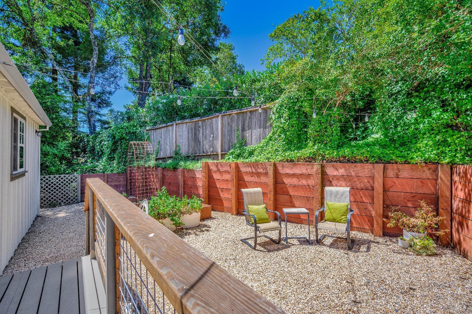 9369 Champs De Elysees