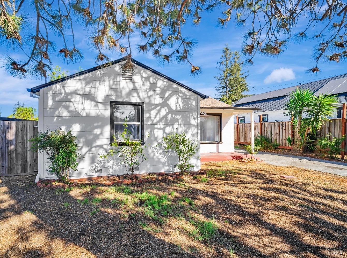 241 Barham Ave