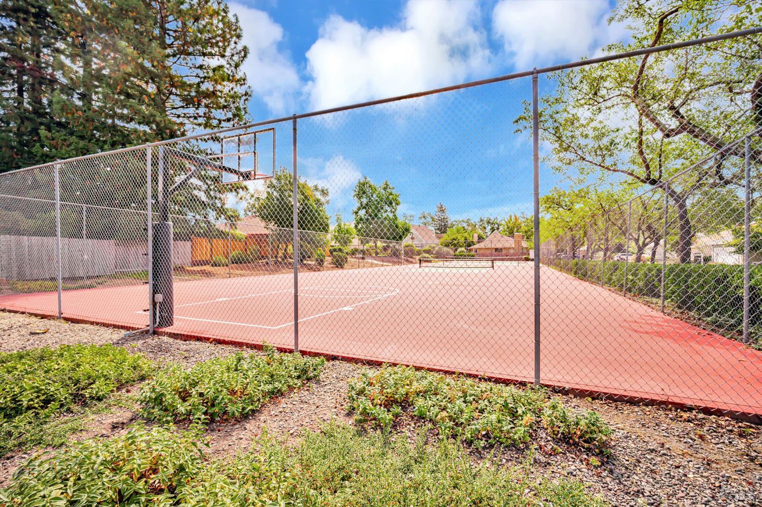 1748 Arroyo Sierra Ave