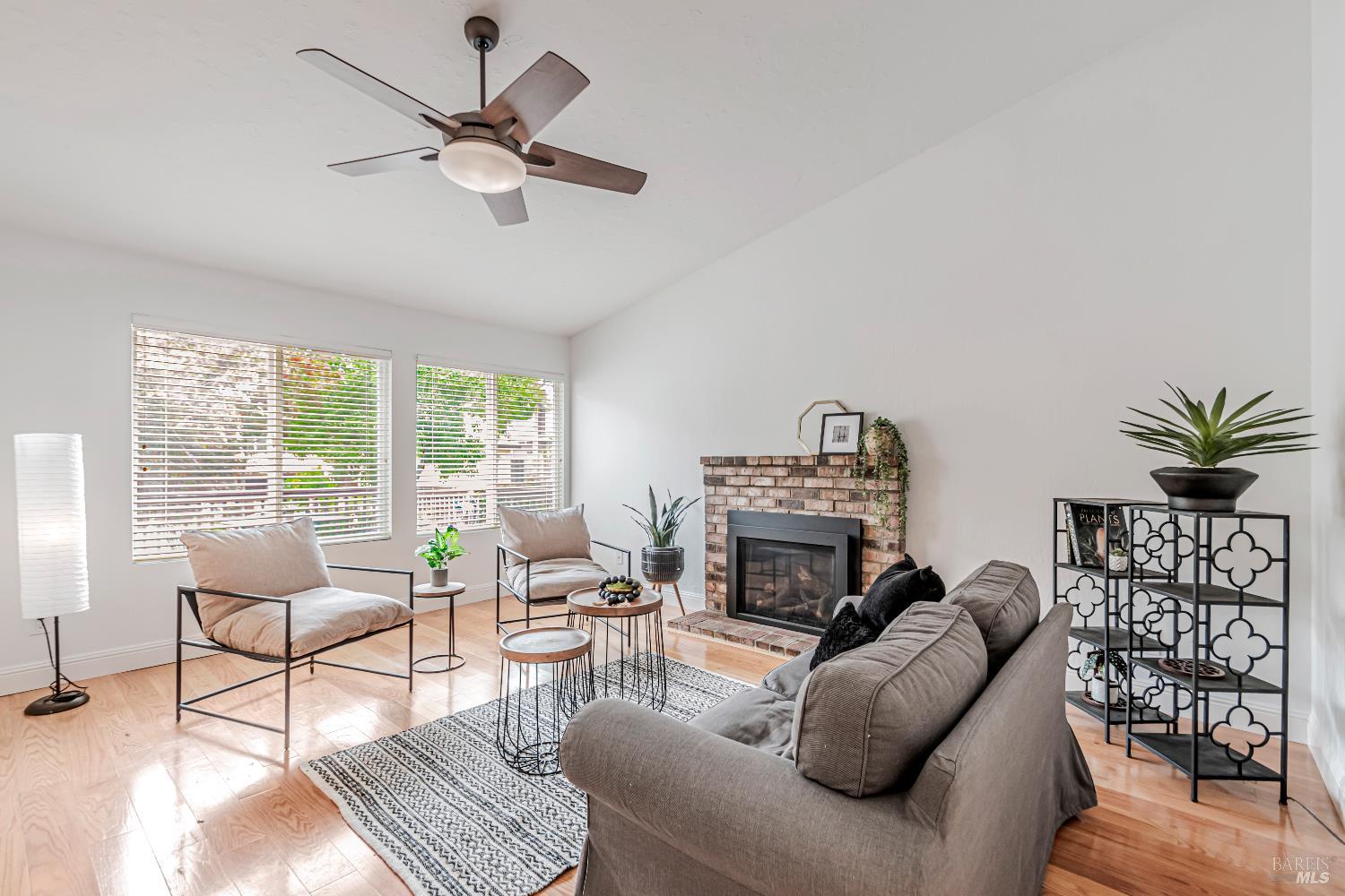 1748 Arroyo Sierra Ave