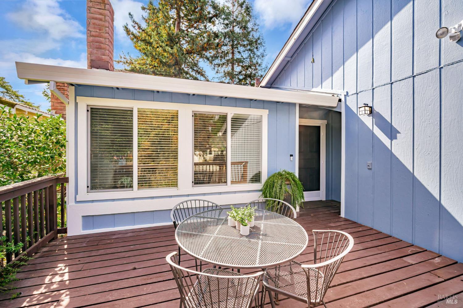 1748 Arroyo Sierra Ave