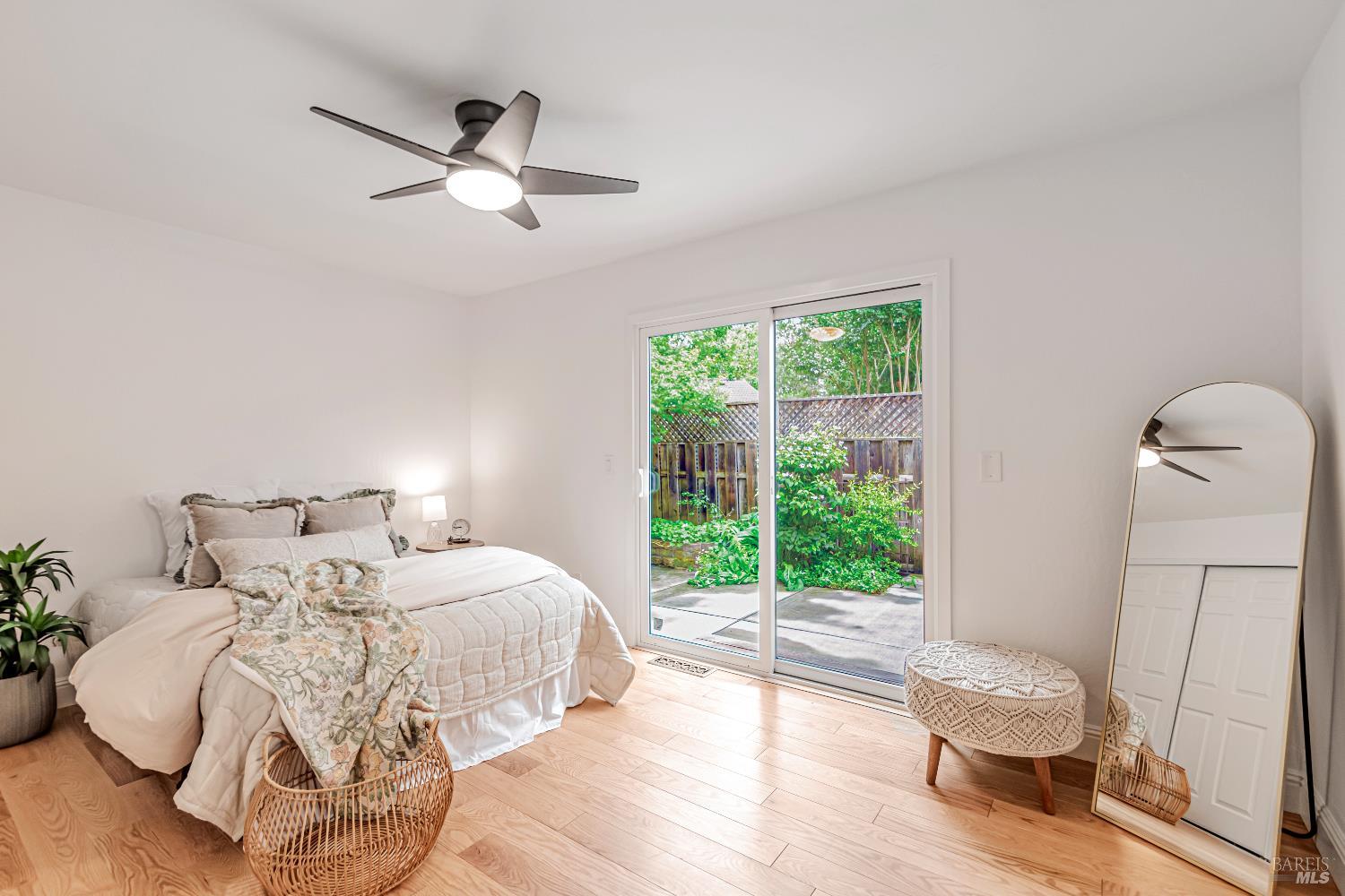 1748 Arroyo Sierra Ave