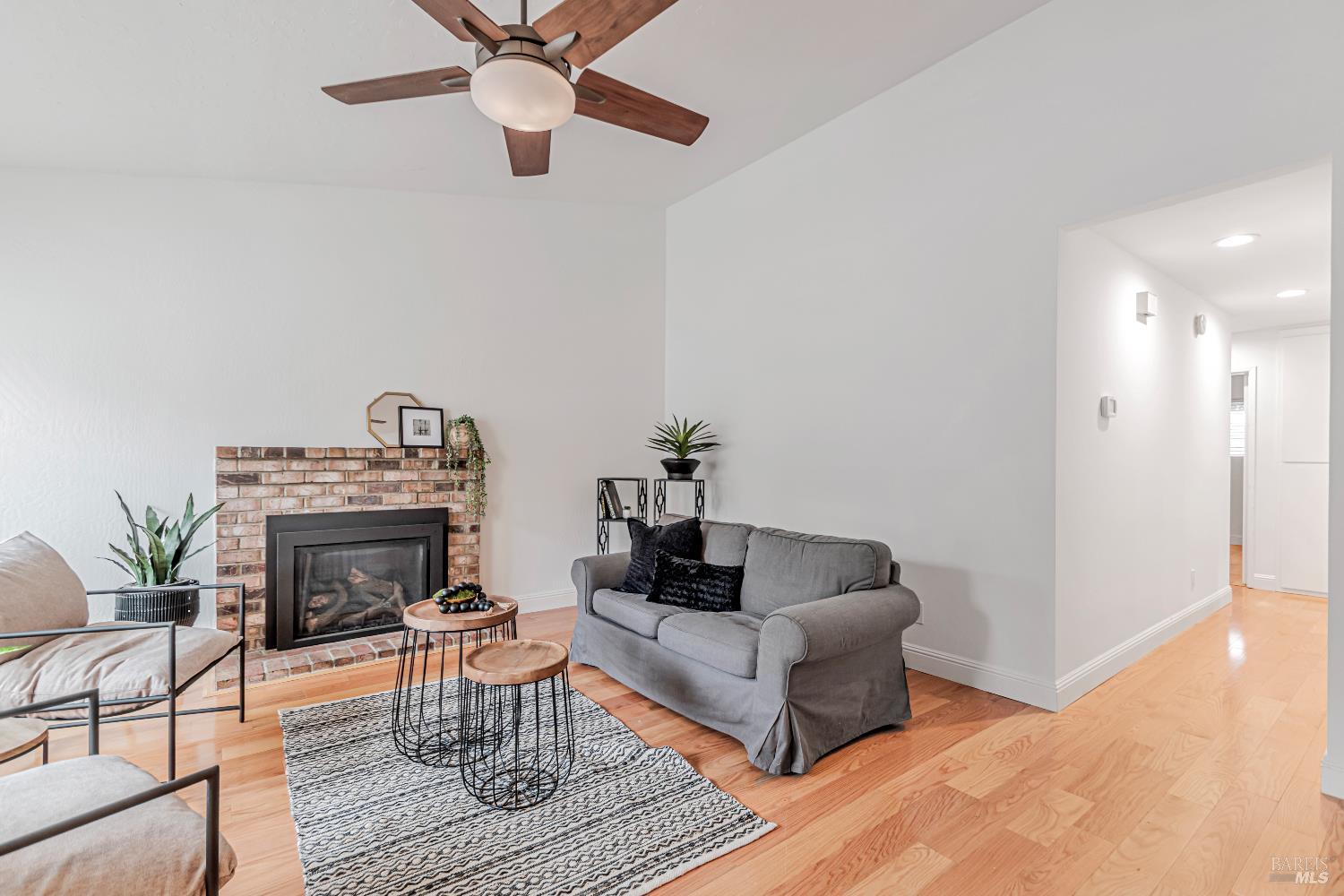 1748 Arroyo Sierra Ave