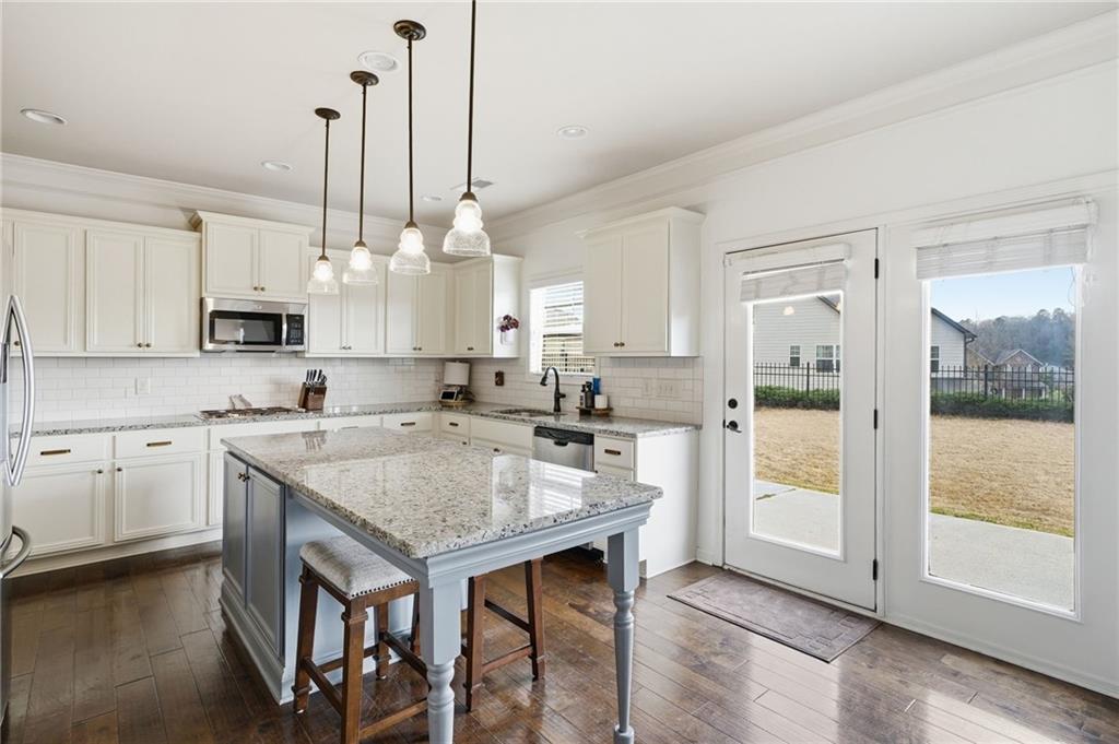 3815 Pleasant Woods Drive