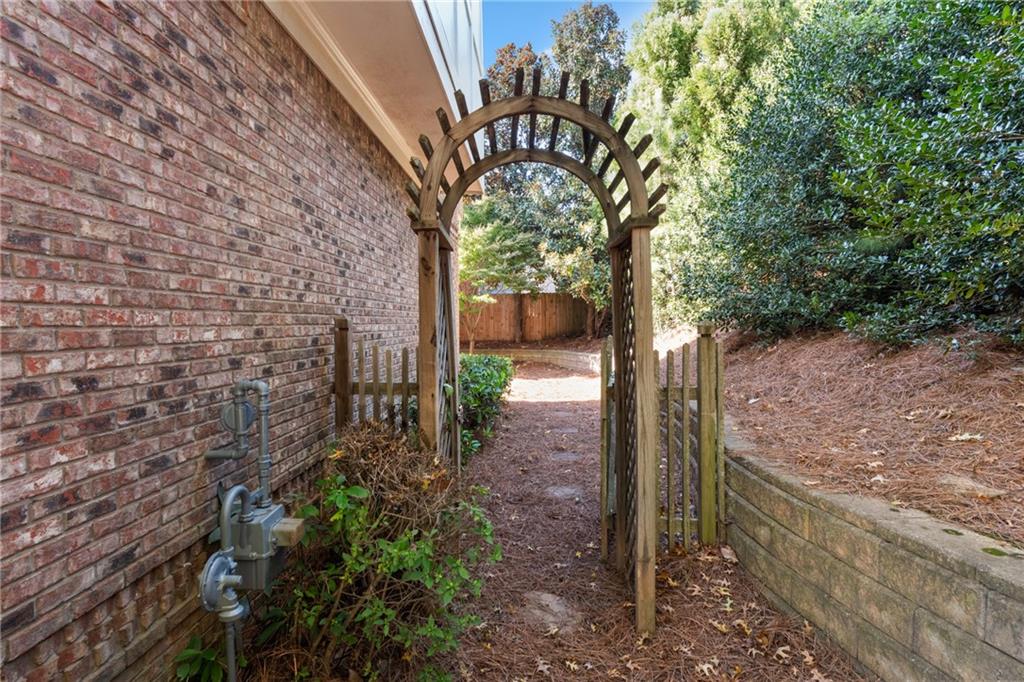 110 Arden Place