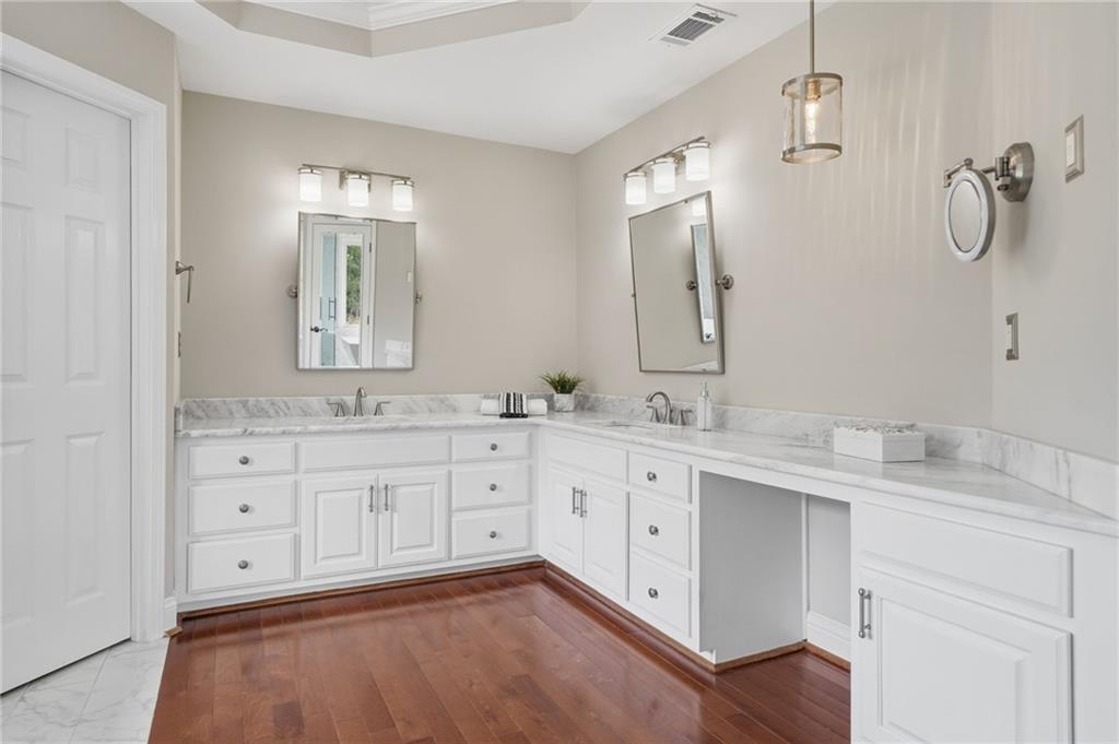 5045 Matthew Meadow Court
