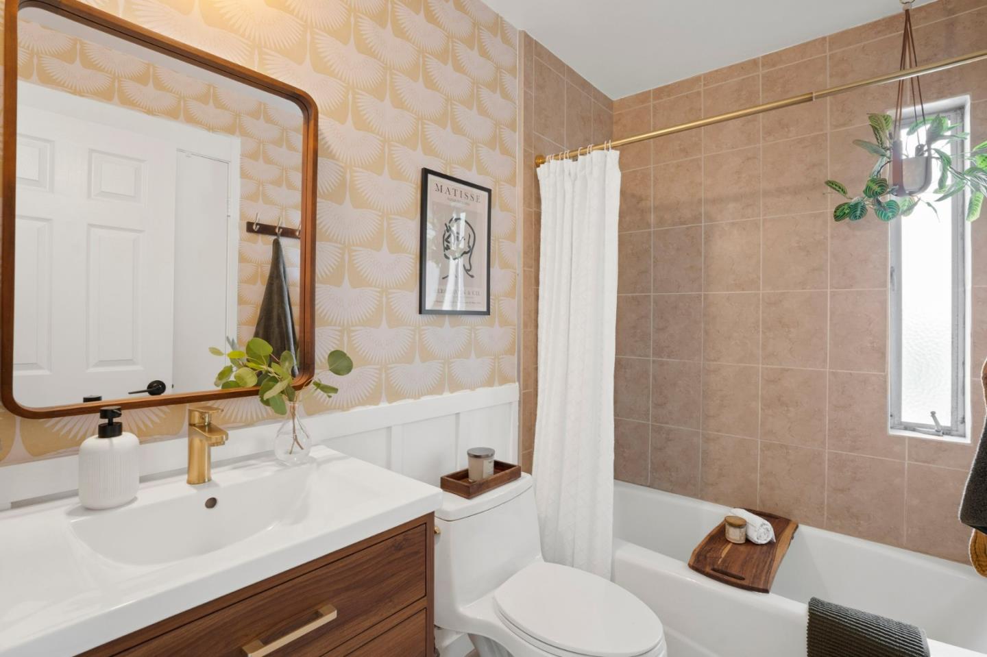 323 Monte Vista AVE 304