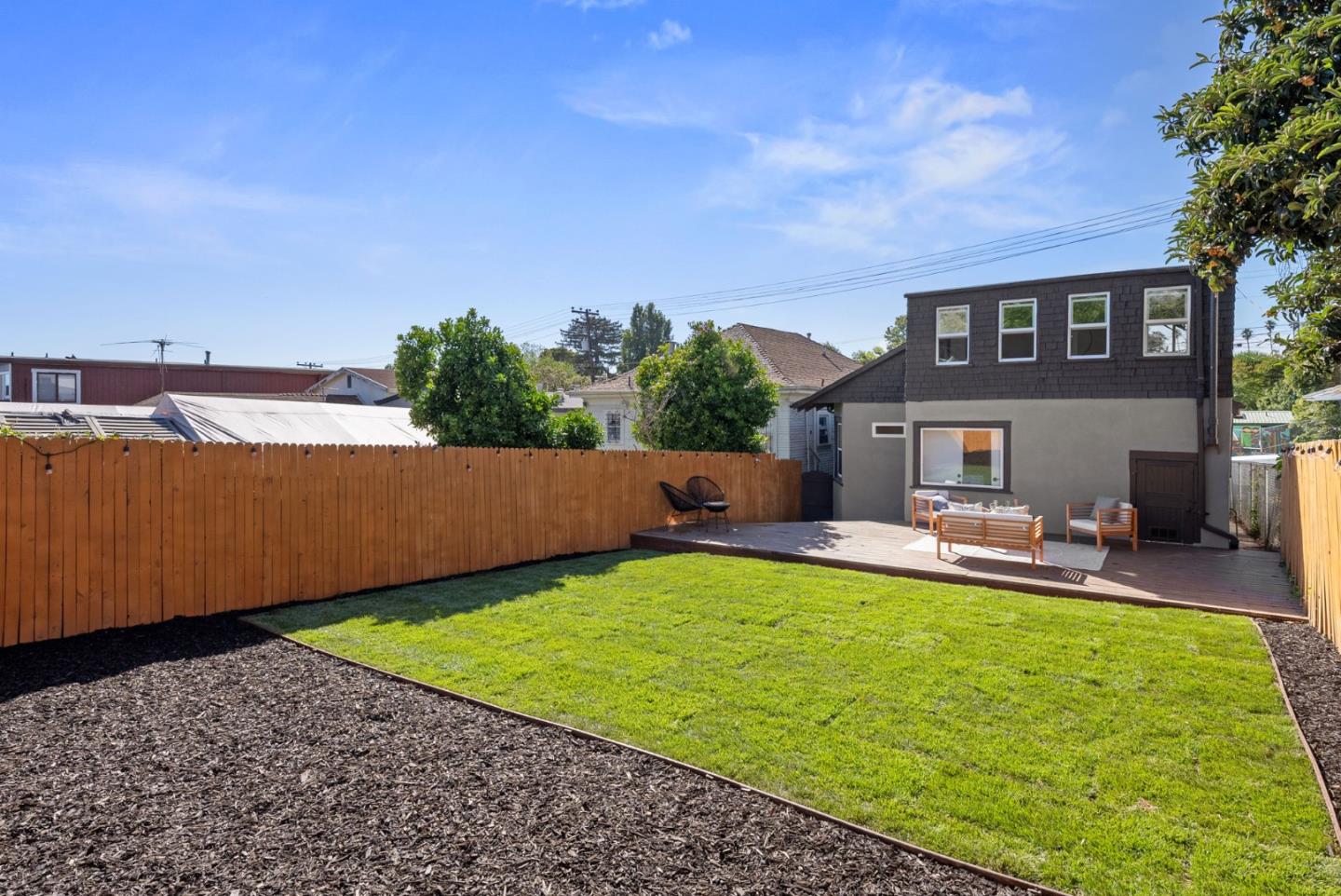 2706 11th AVE
