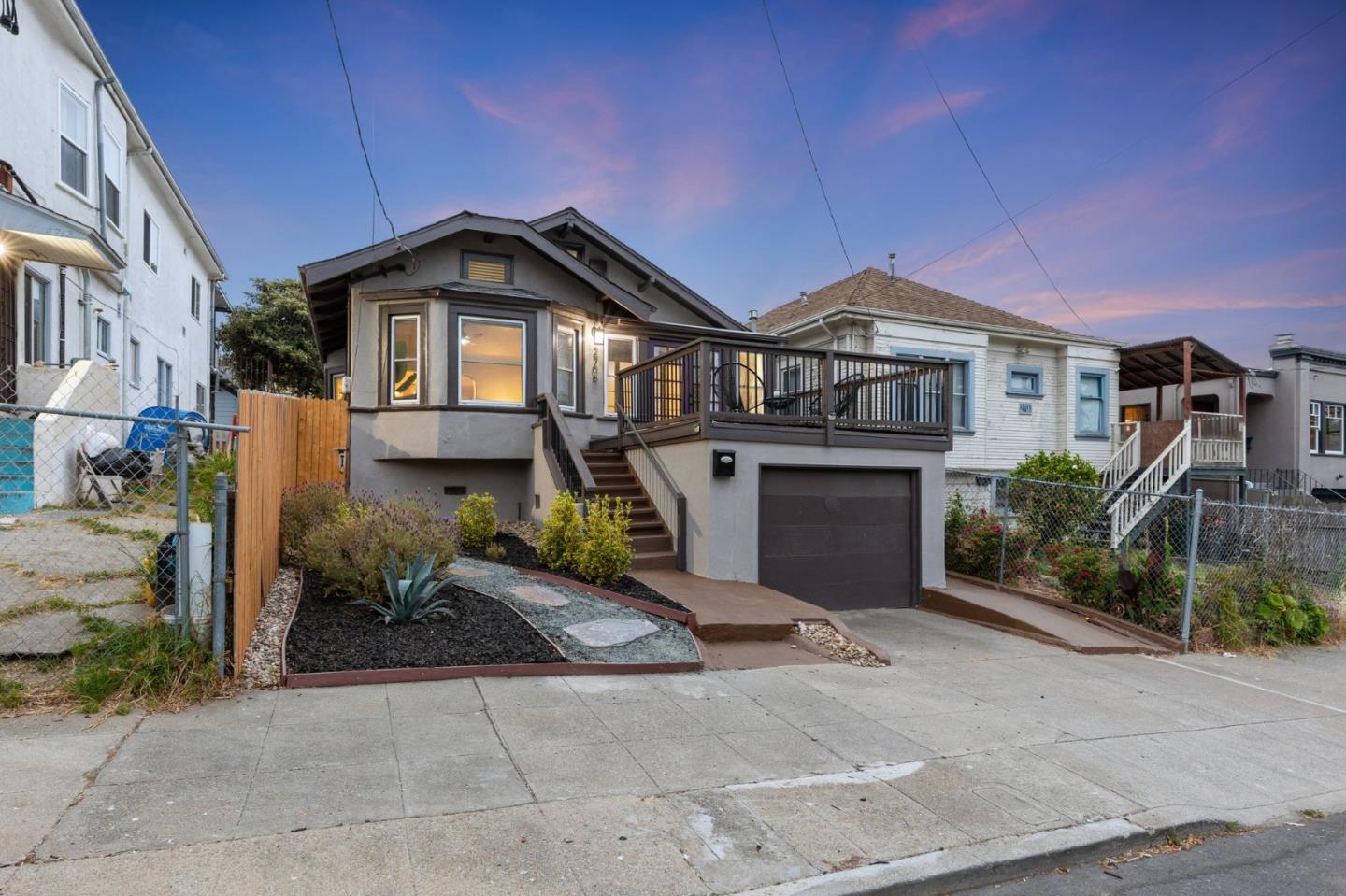 2706 11th AVE