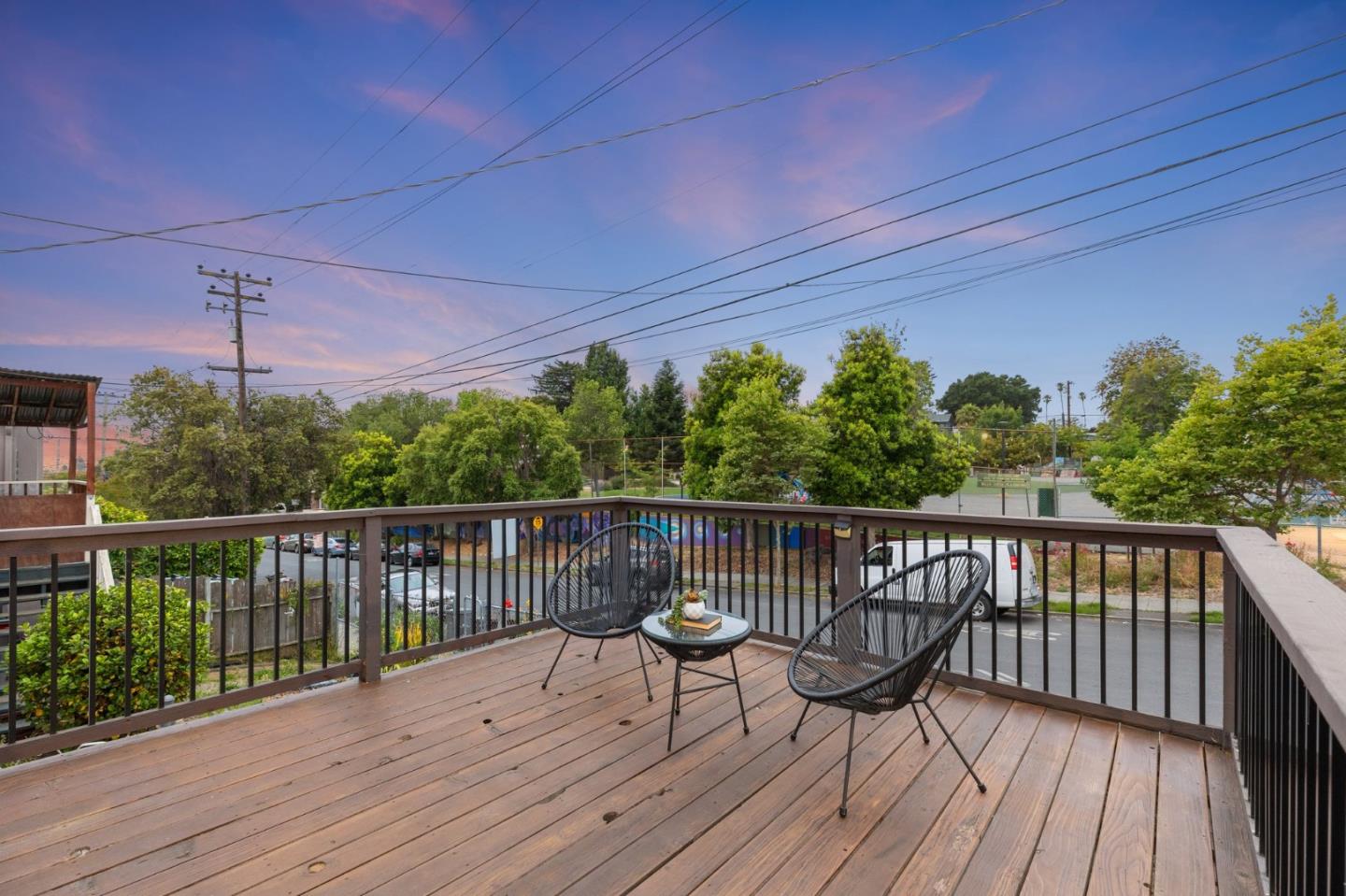 2706 11th AVE