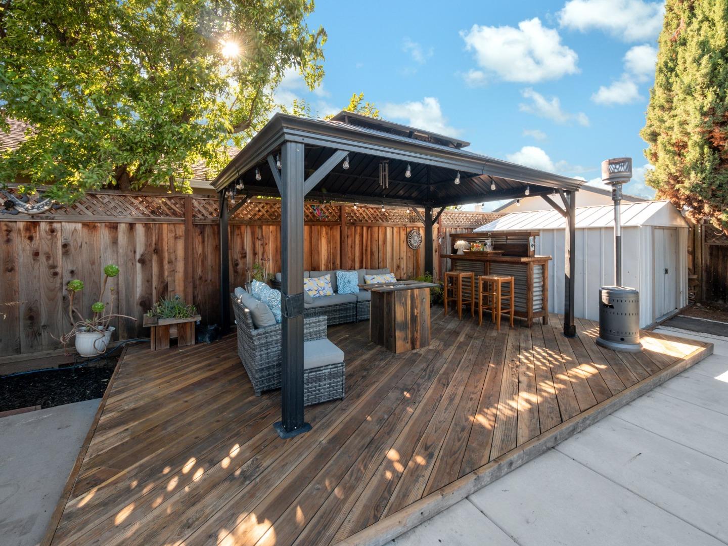 205 Evergreen WAY