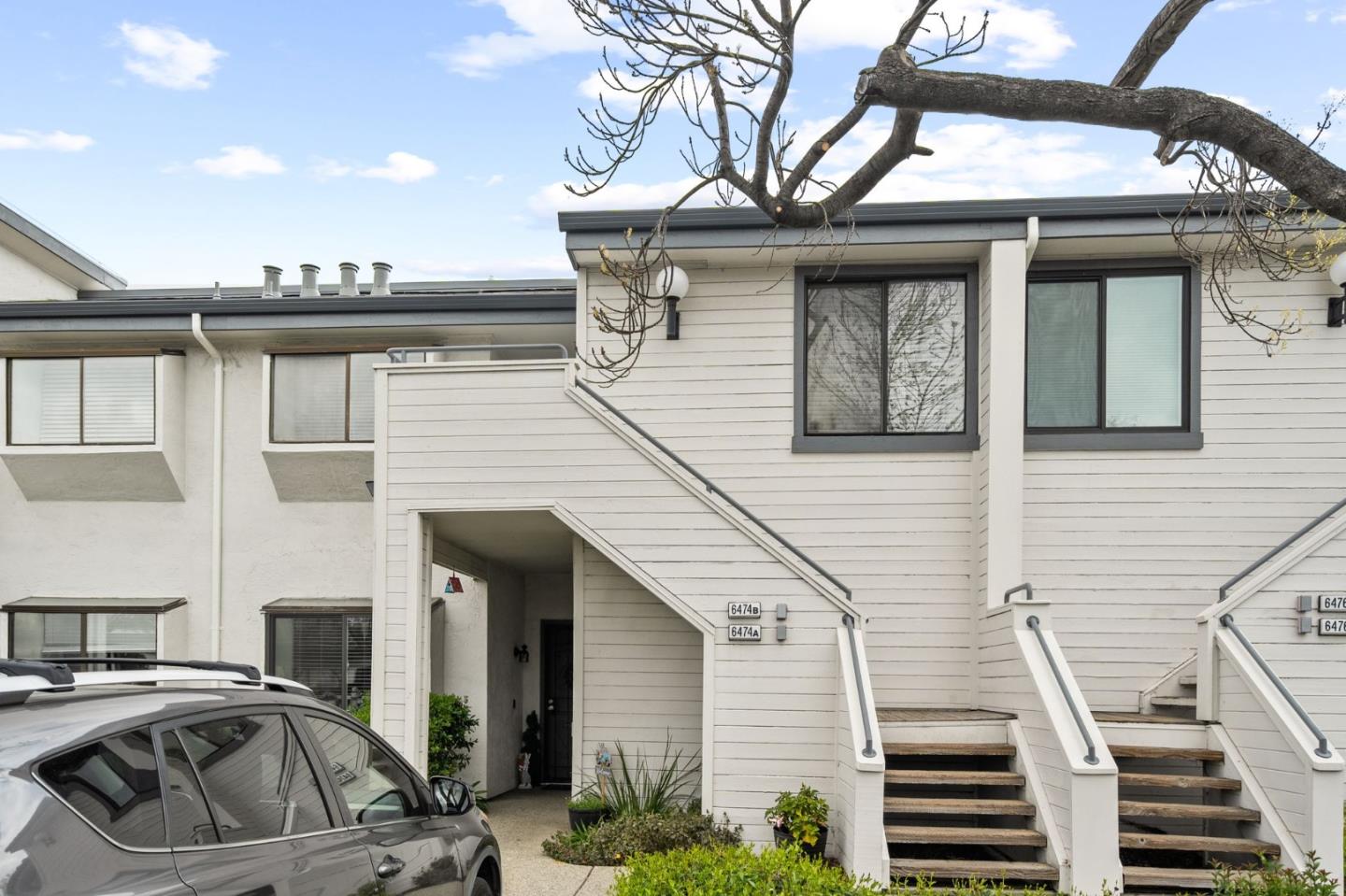 6474 Buena Vista DR B