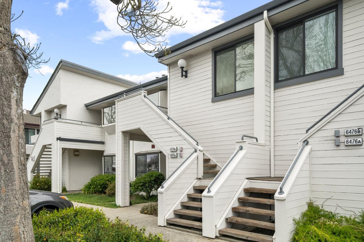 6474 Buena Vista DR B