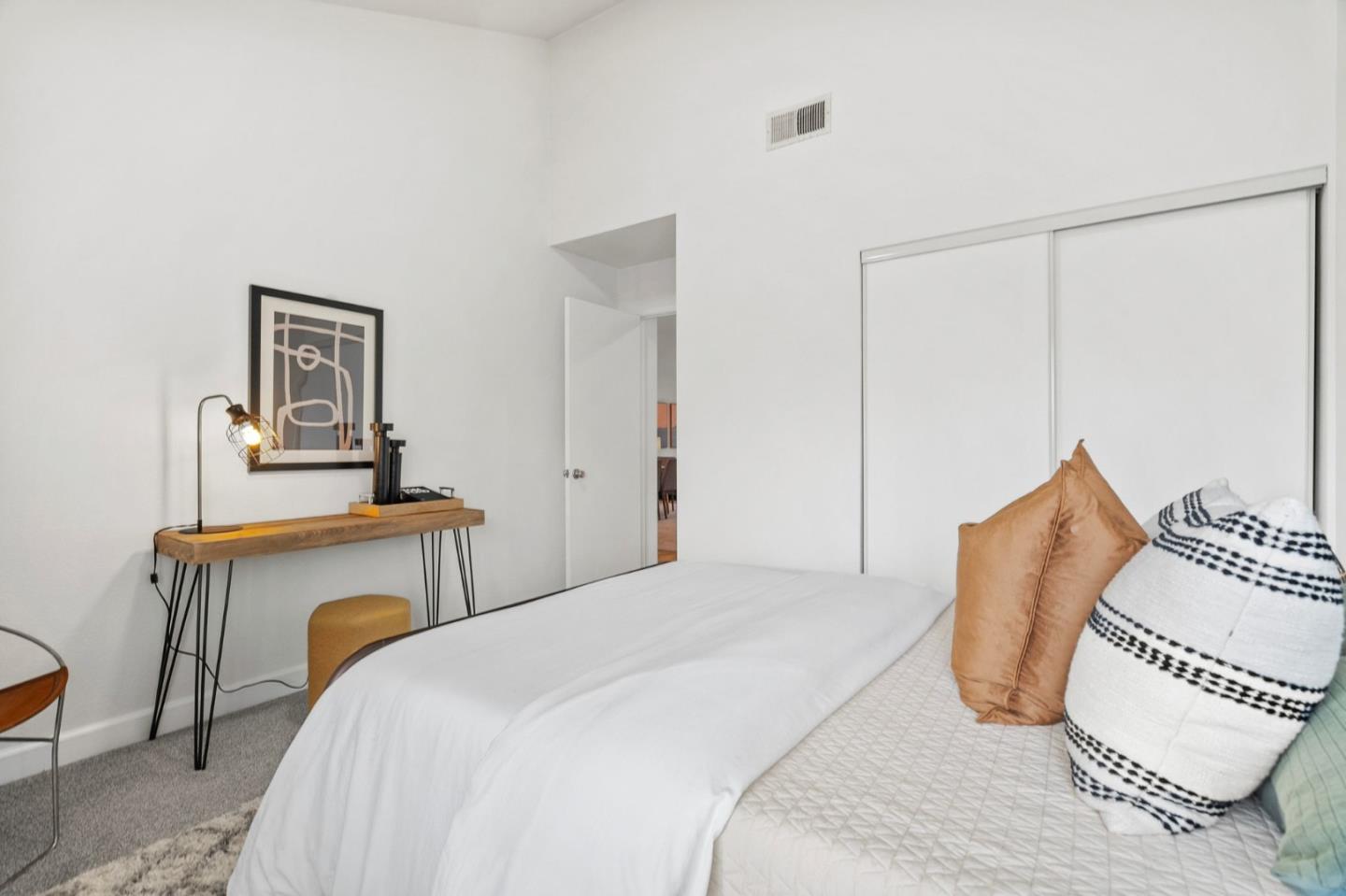 6474 Buena Vista DR B