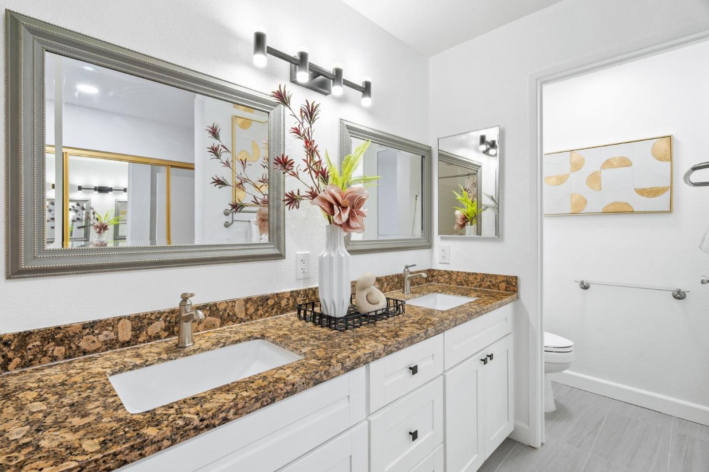 6474 Buena Vista DR B