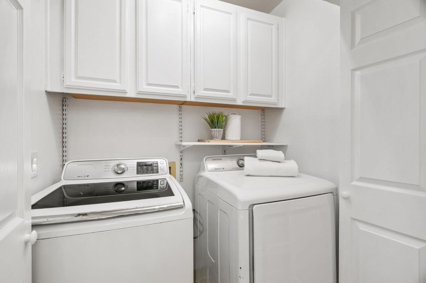 6474 Buena Vista DR B