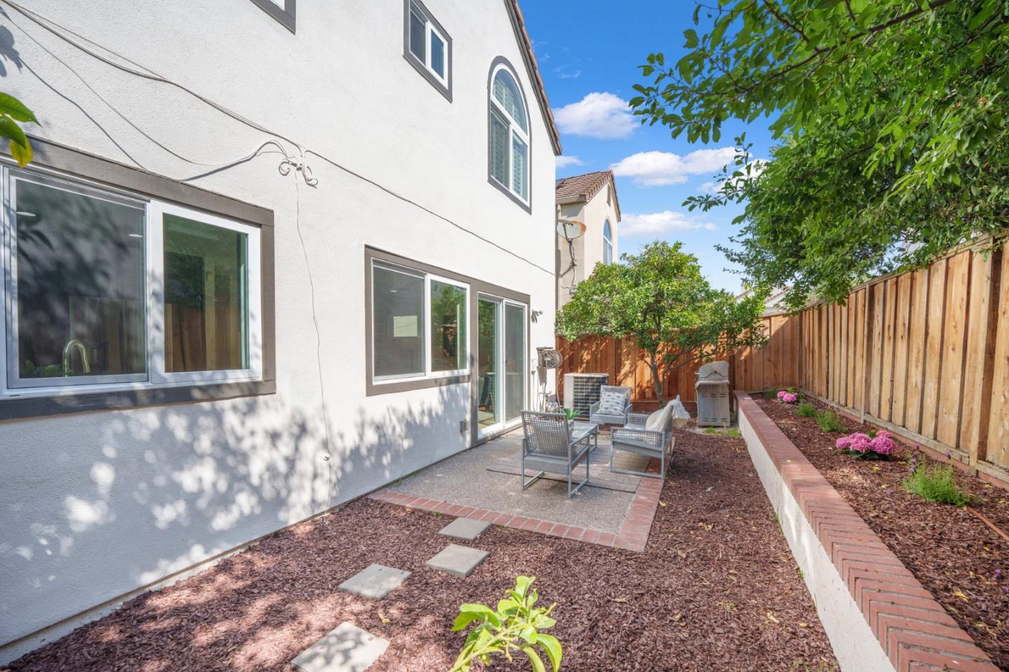 1422 Gingerwood DR