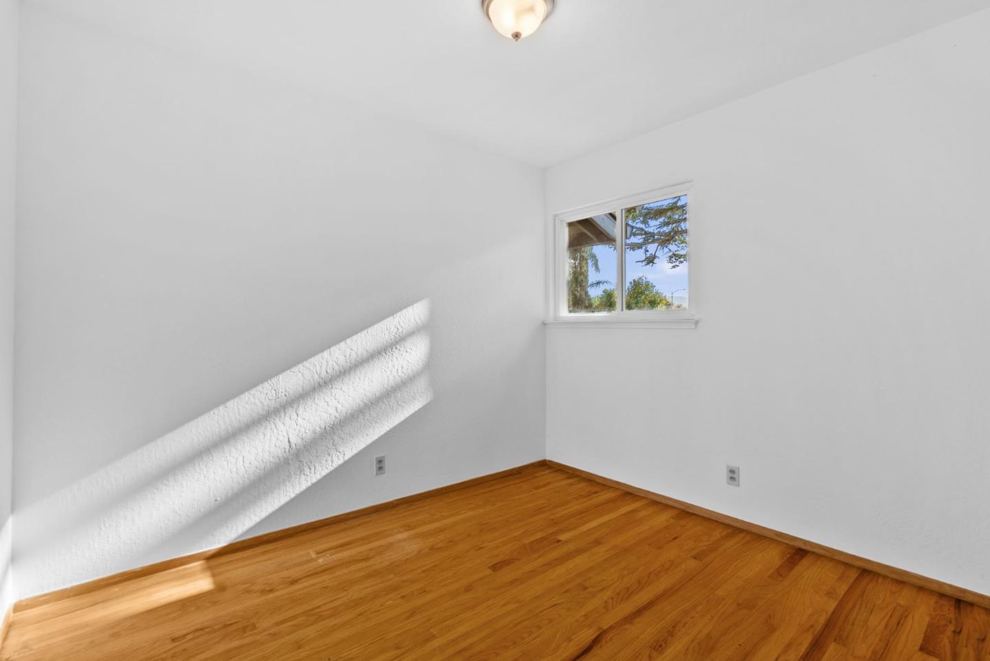5712 Calpine Drive