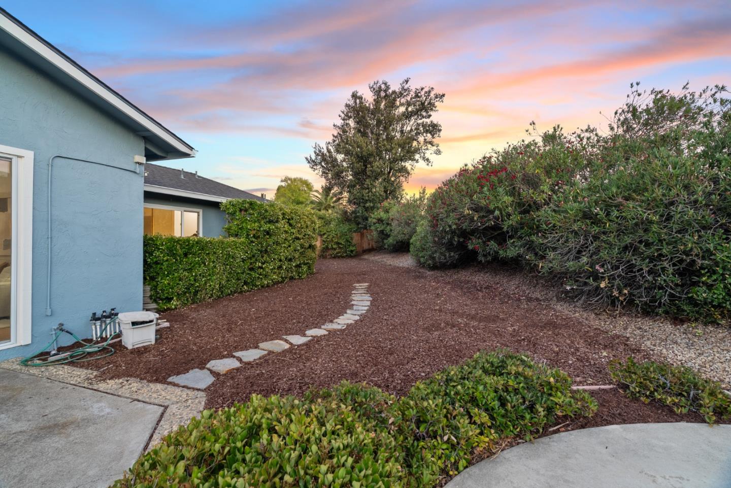 5963 Larabee Court