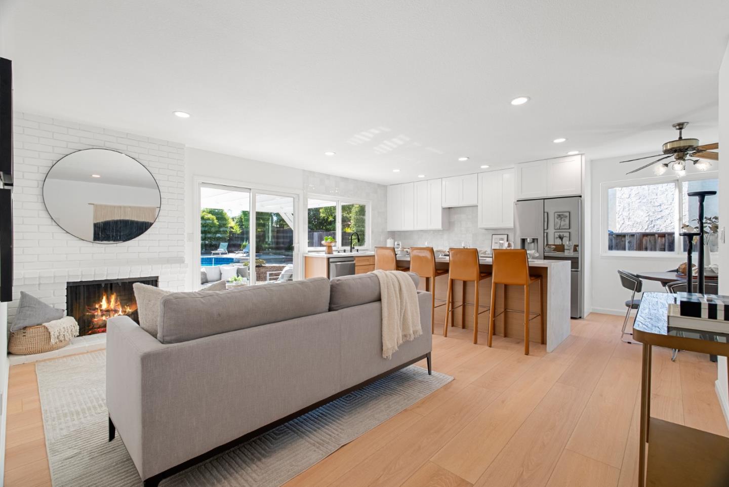 5963 Larabee Court