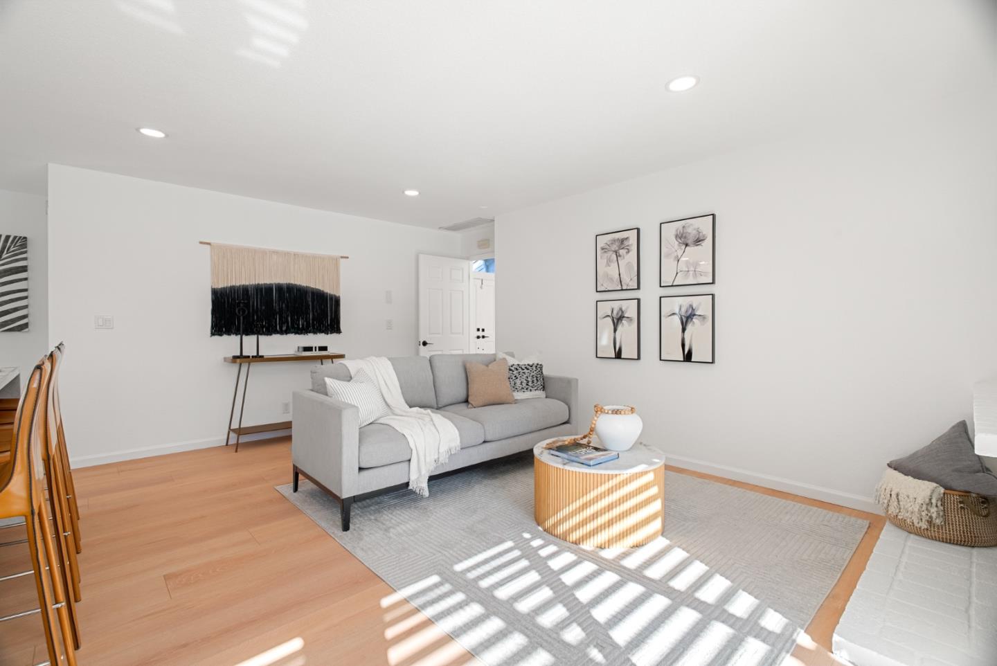 5963 Larabee Court