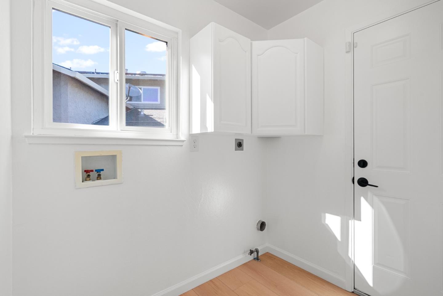 5963 Larabee Court