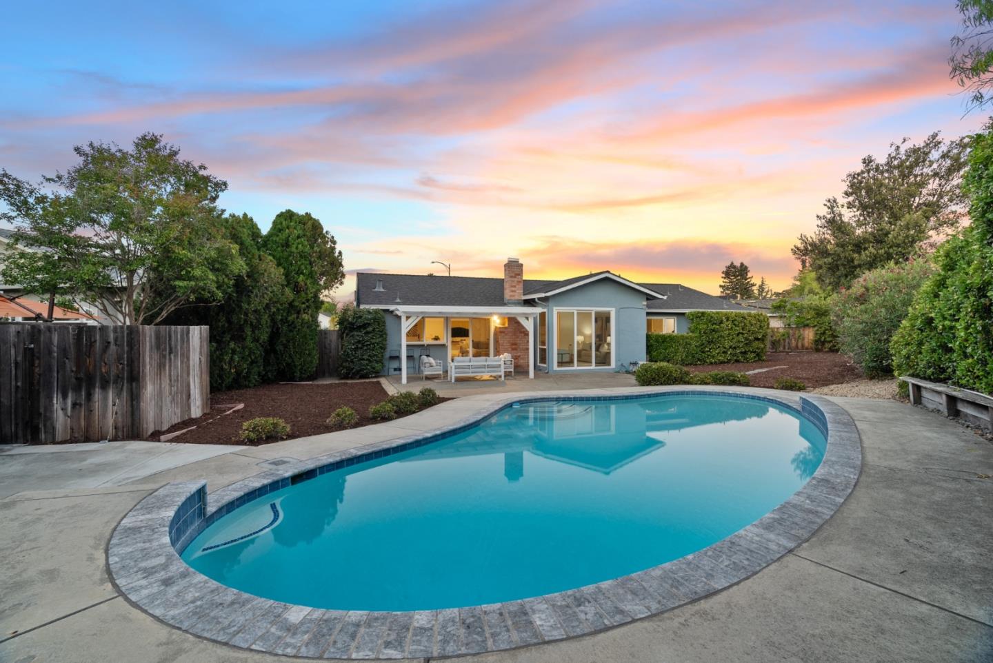 5963 Larabee Court