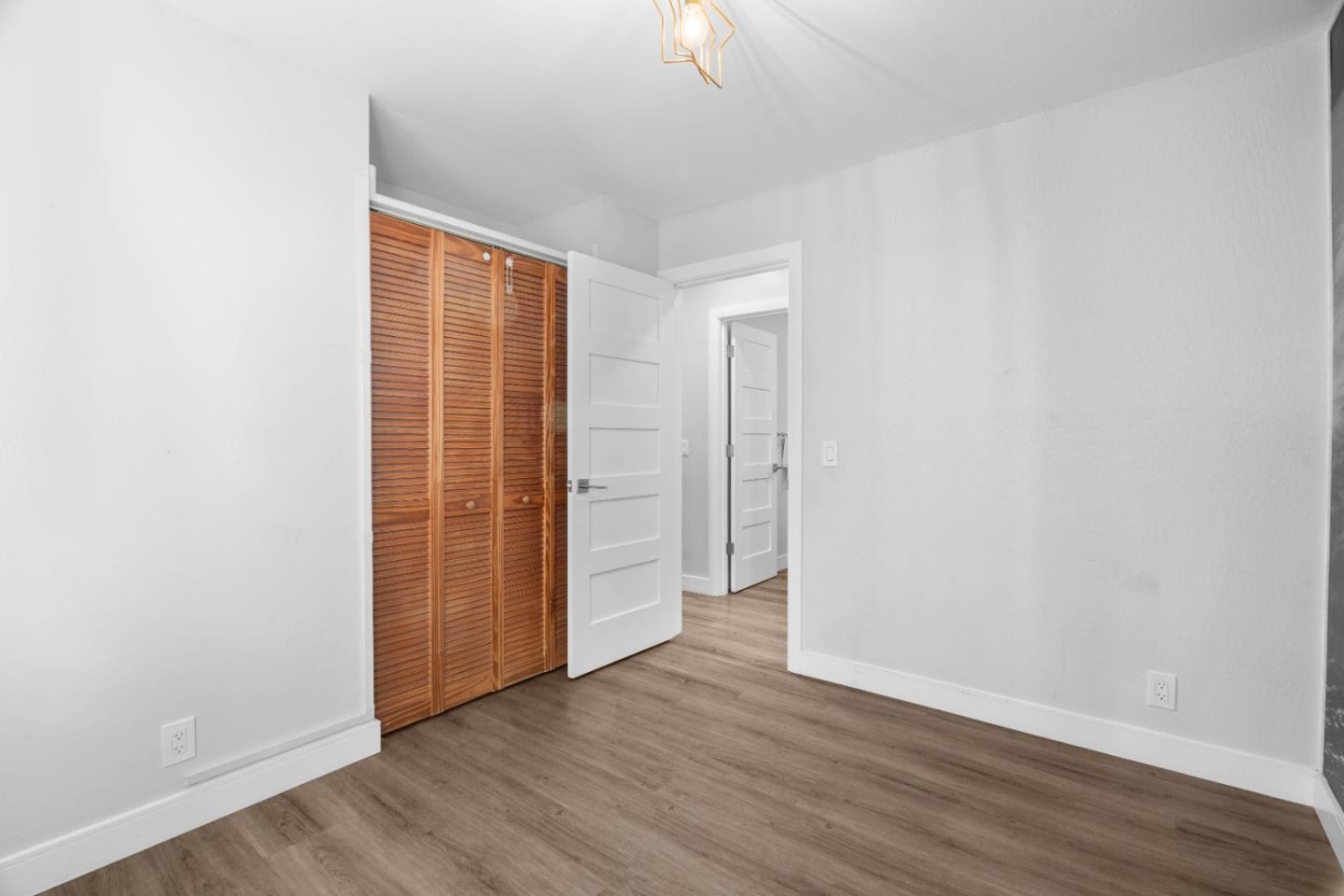 326 Springpark Circle