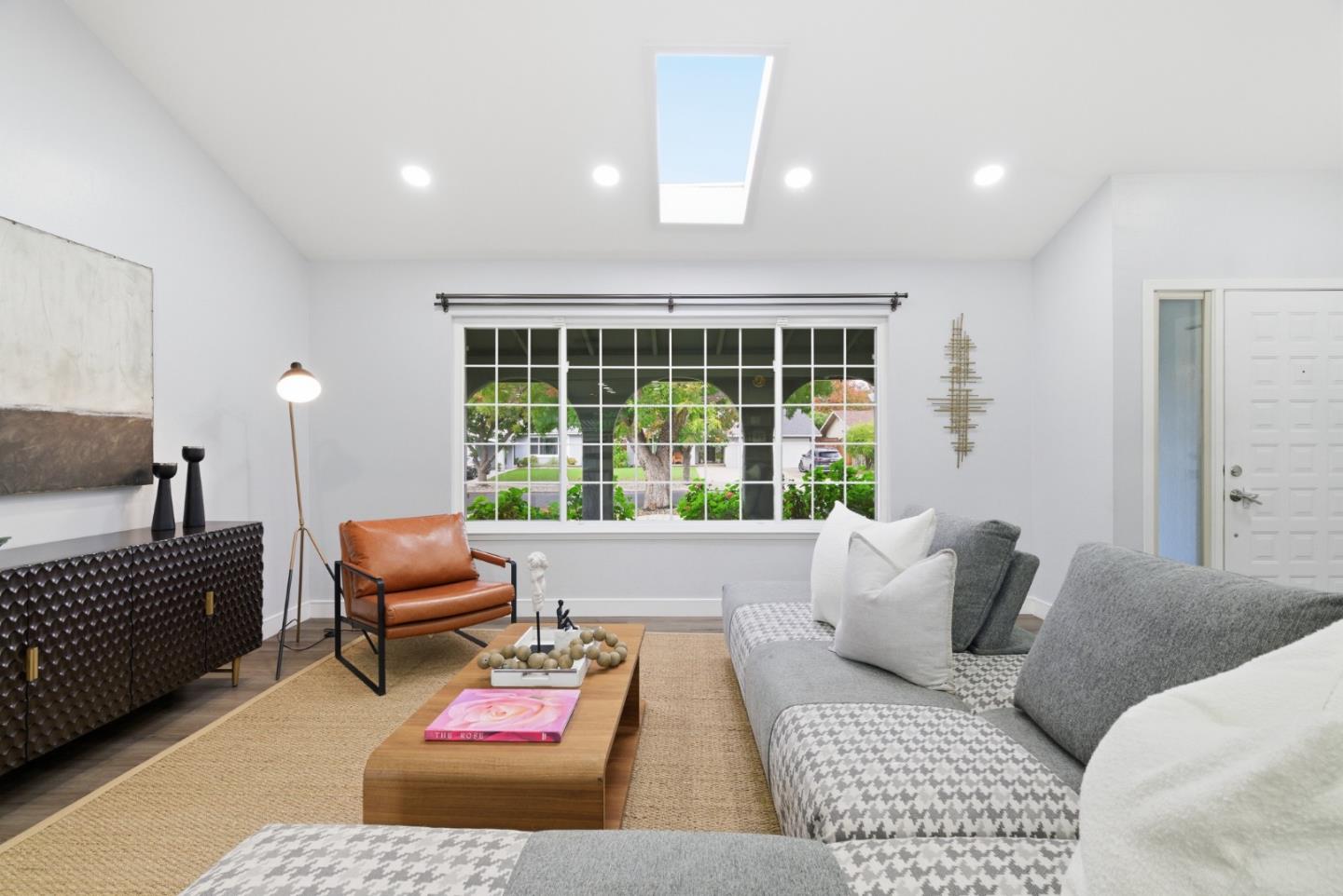 326 Springpark Circle