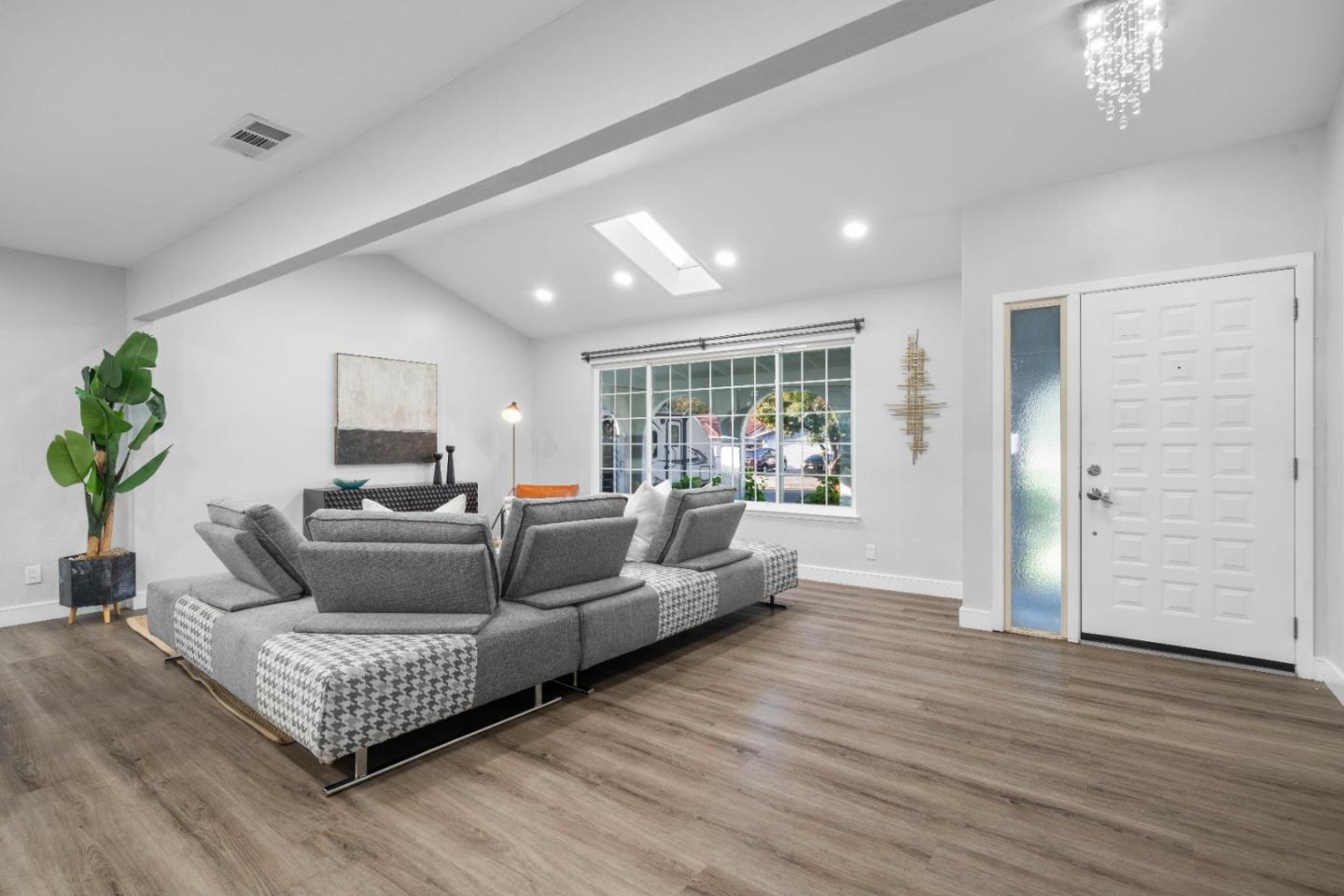 326 Springpark Circle