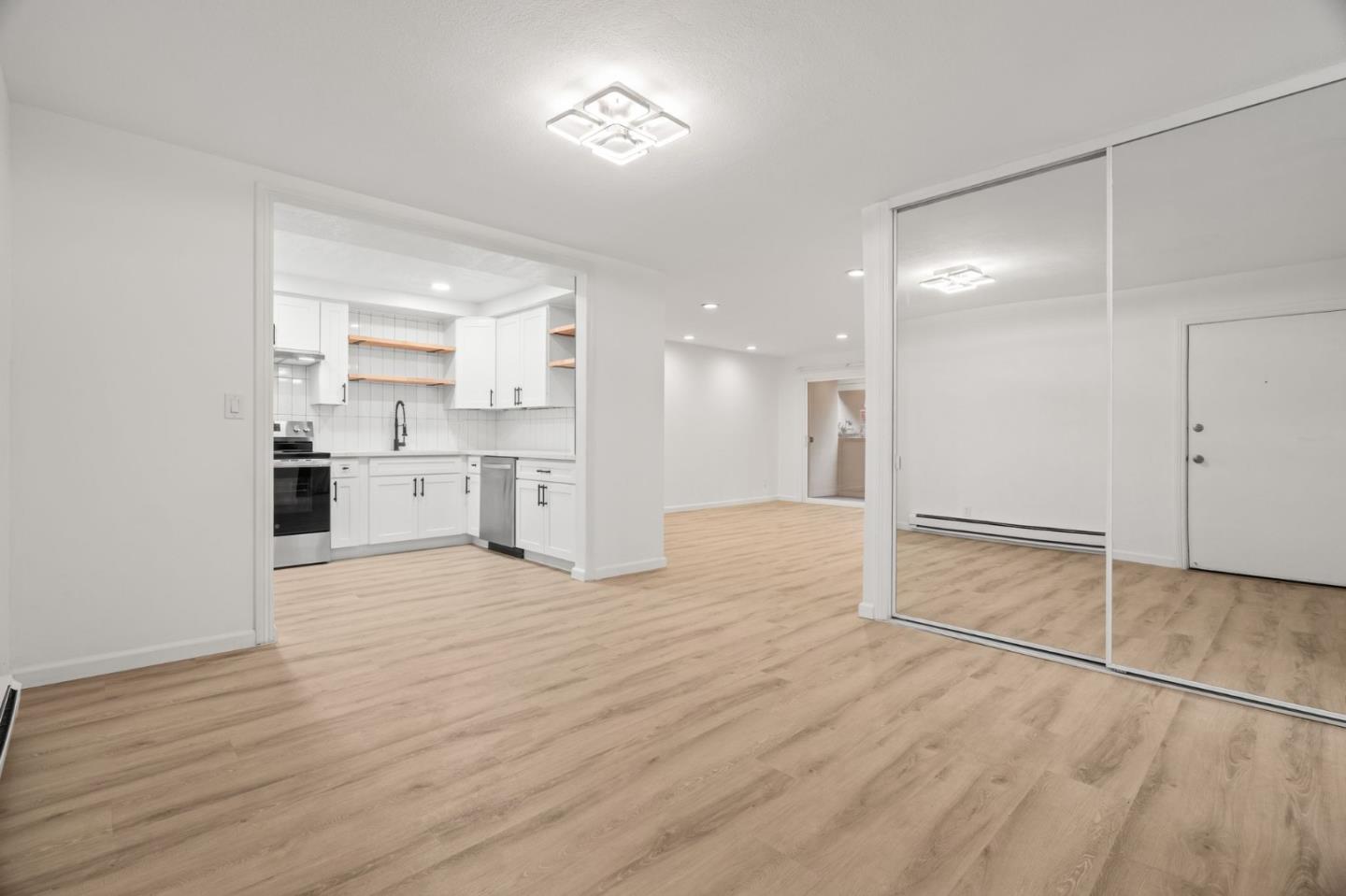 1033 Crestview Drive 207