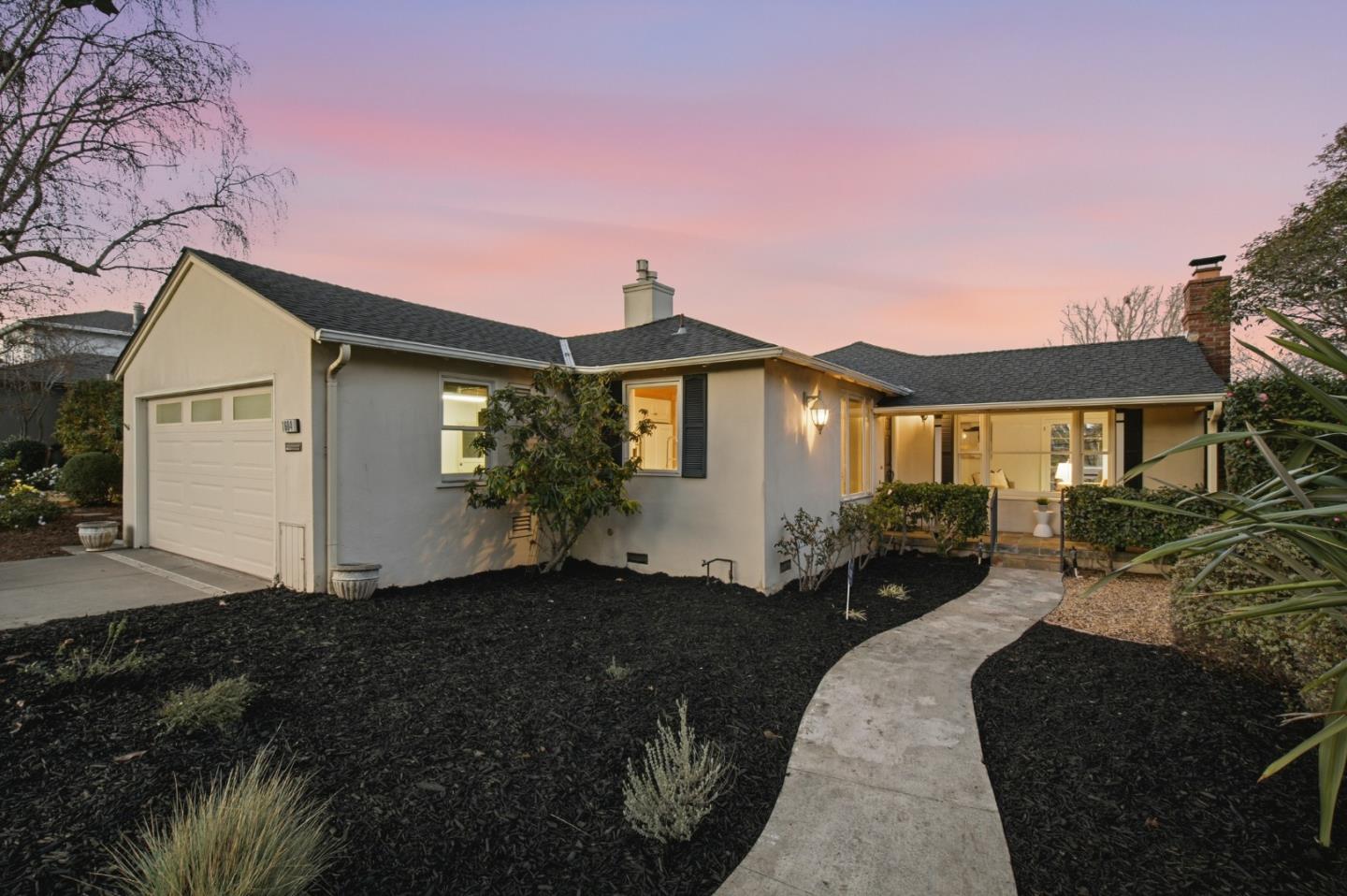 1604 Coronado Way