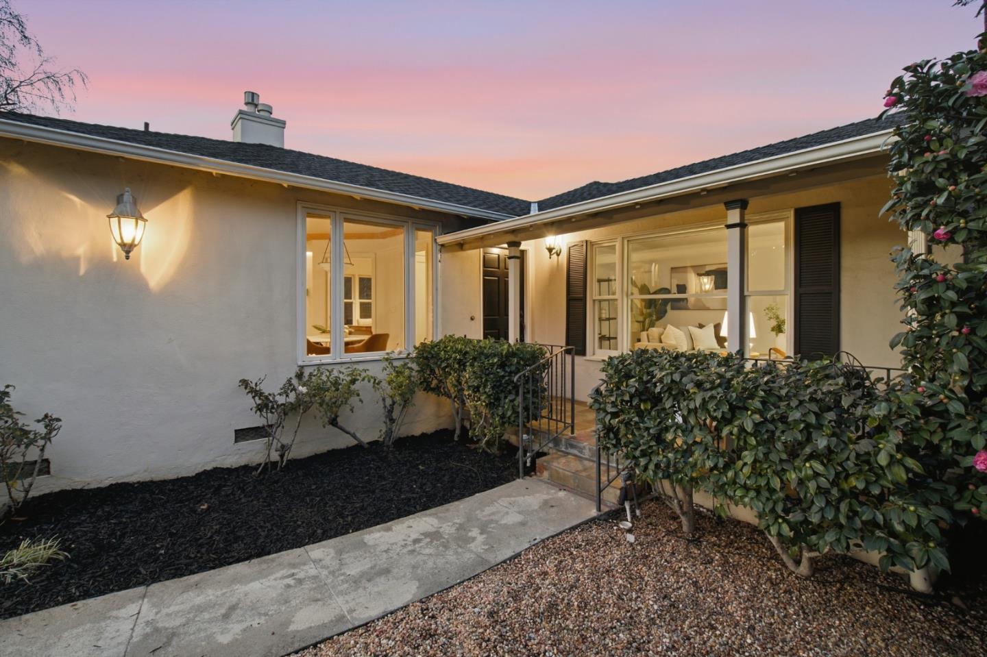 1604 Coronado Way