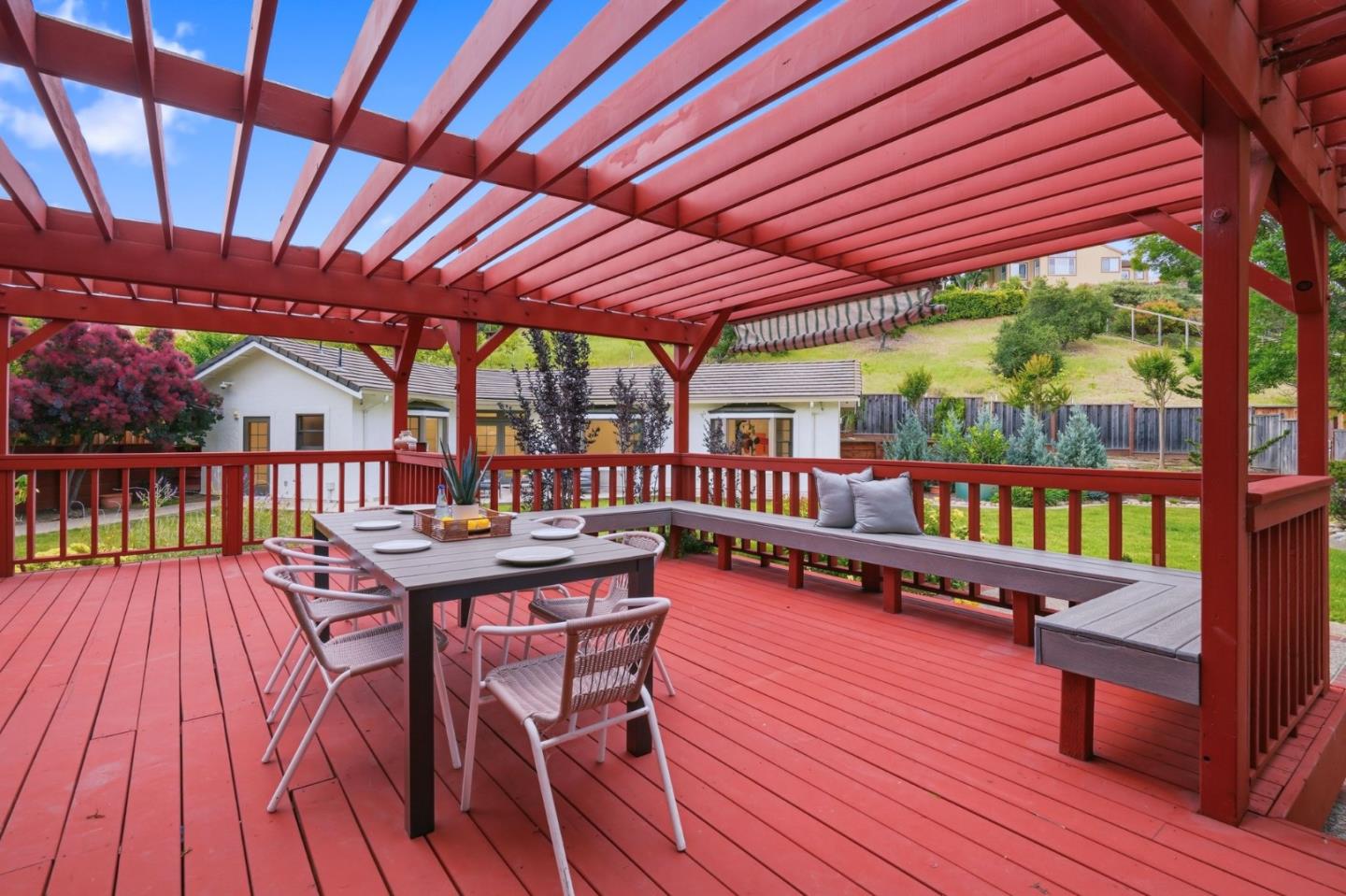1120 Valley Quail Circle