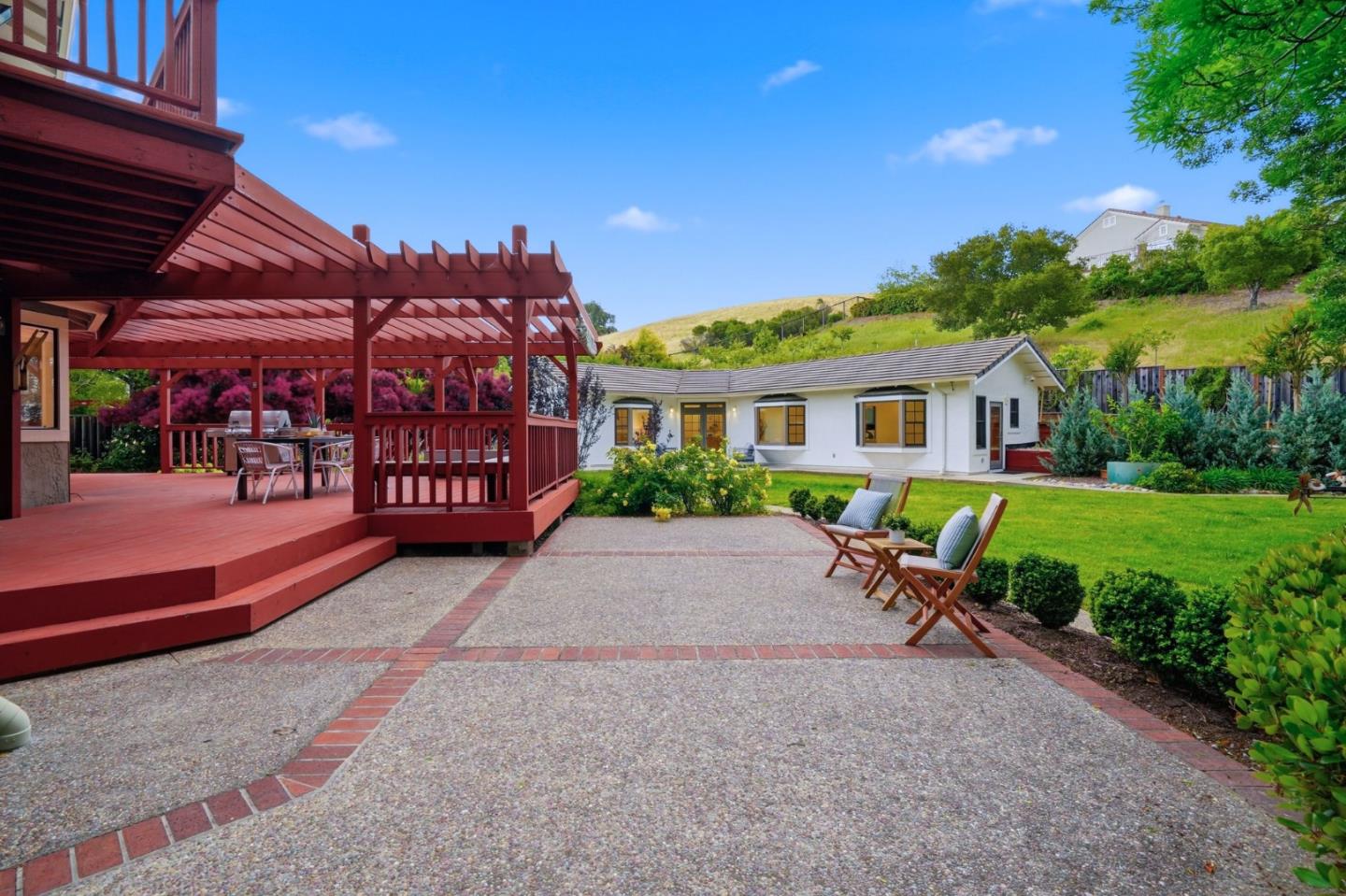 1120 Valley Quail Circle