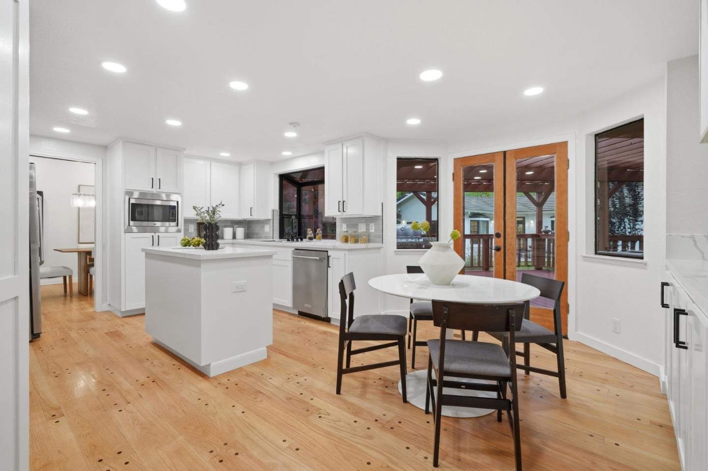 1120 Valley Quail Circle