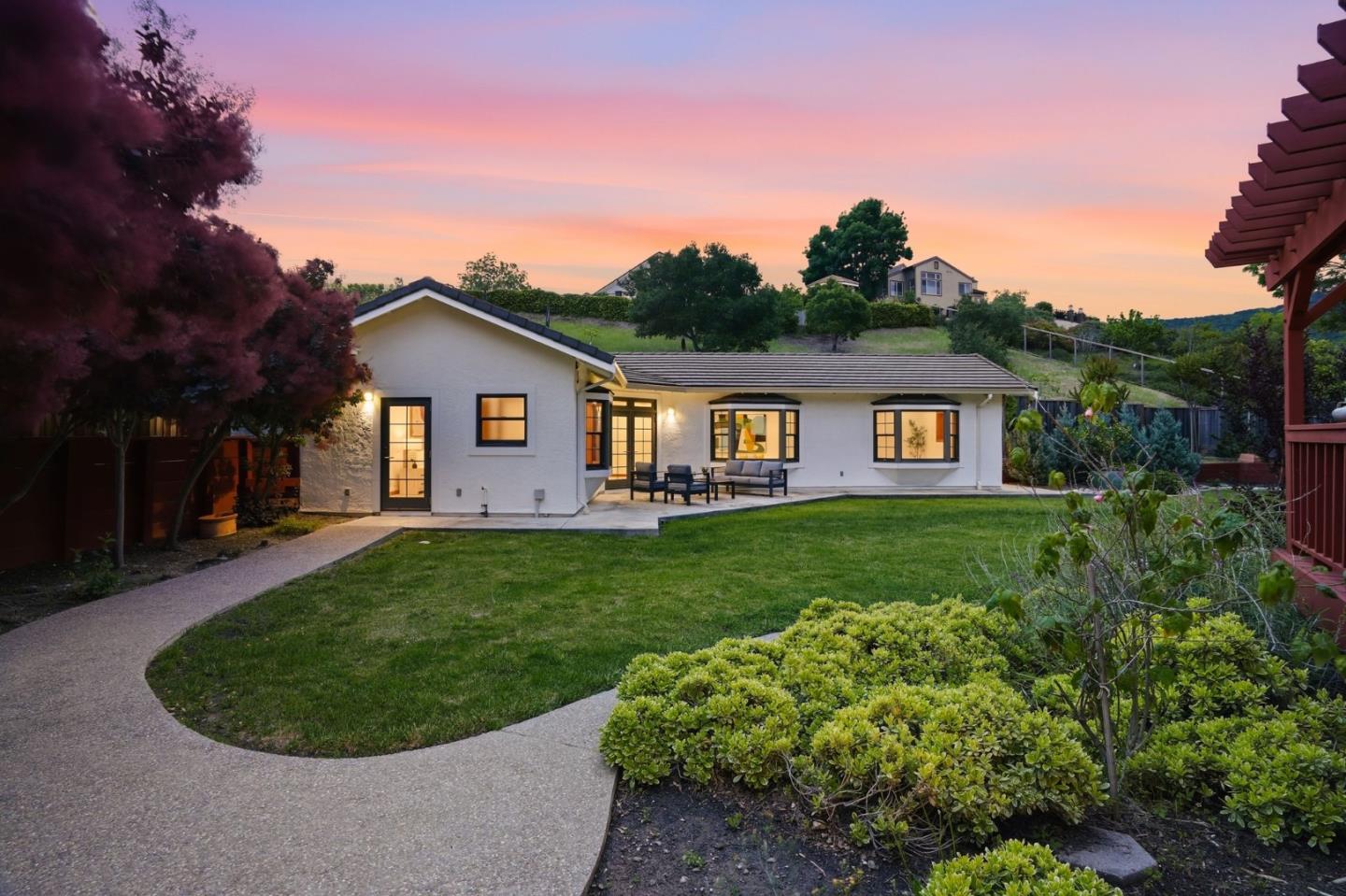 1120 Valley Quail Circle