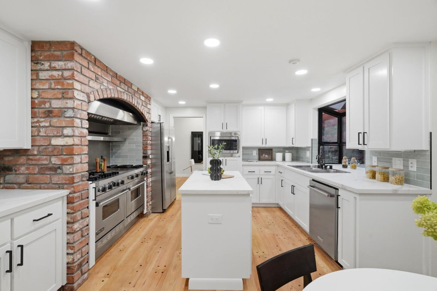 1120 Valley Quail Circle