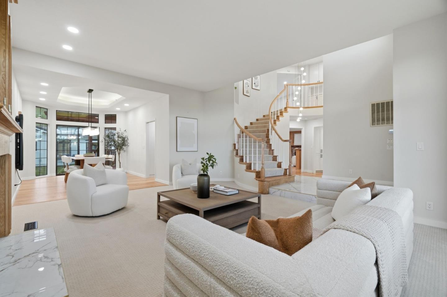 1120 Valley Quail Circle